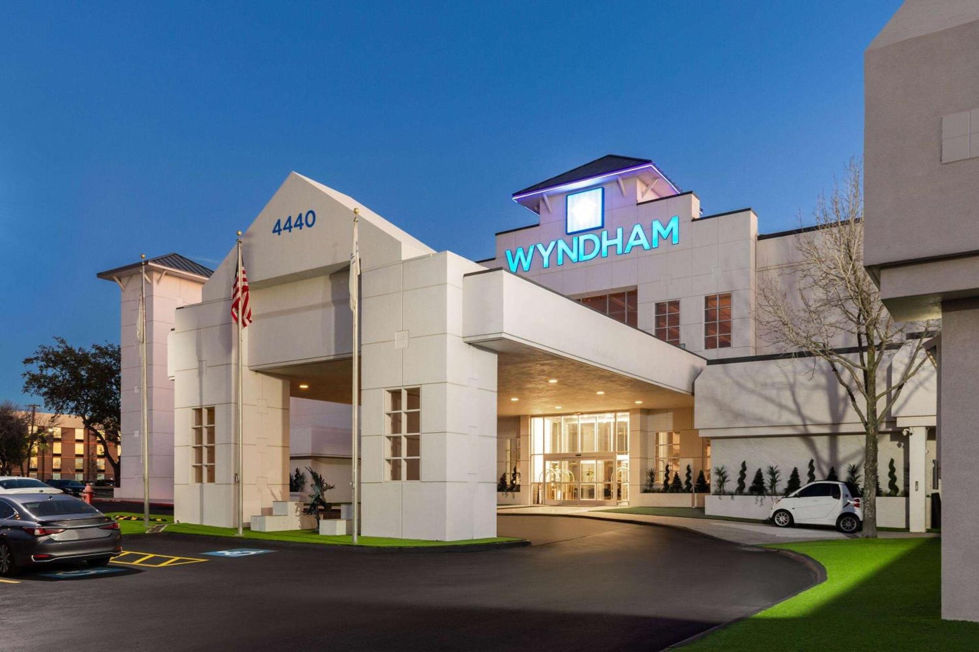 Wyndham DFW Airport photo 2