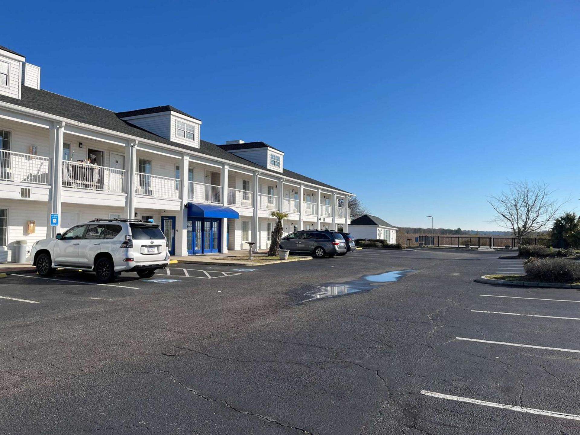Motel 6 Georgetown, SC Marina photo 2