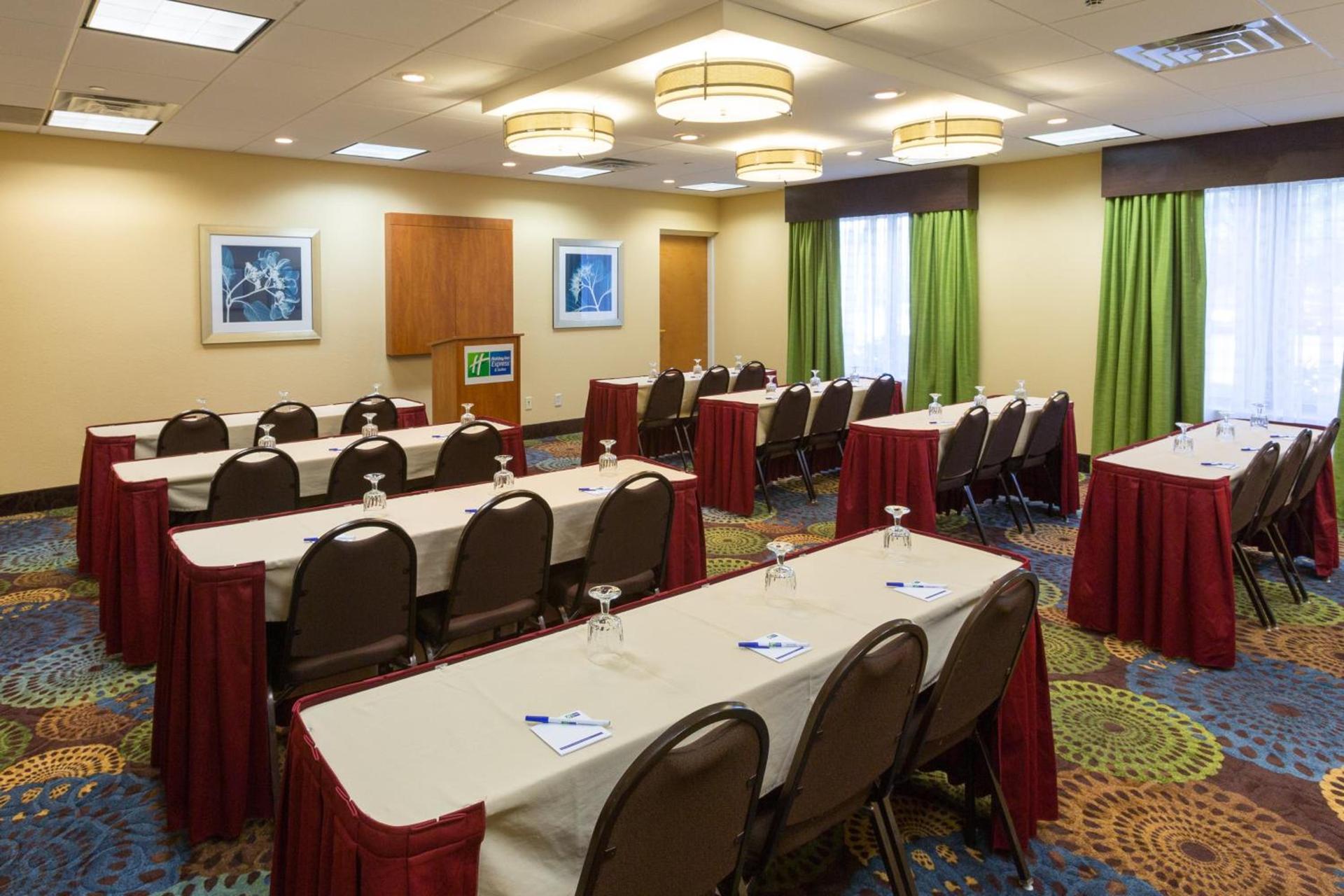 Holiday Inn Express Hotel & Suites Jacksonville Airport by IHG photo 15