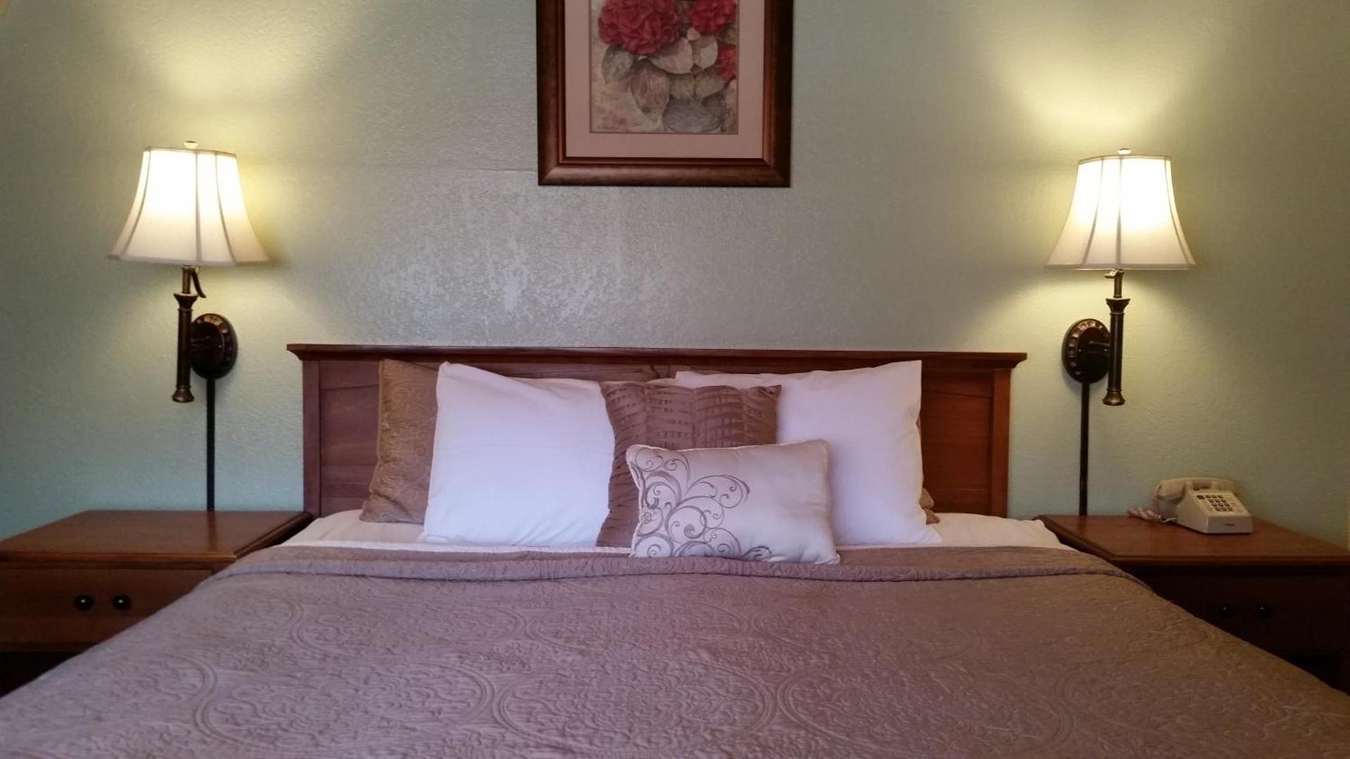 Western Holiday Lodge photo 37