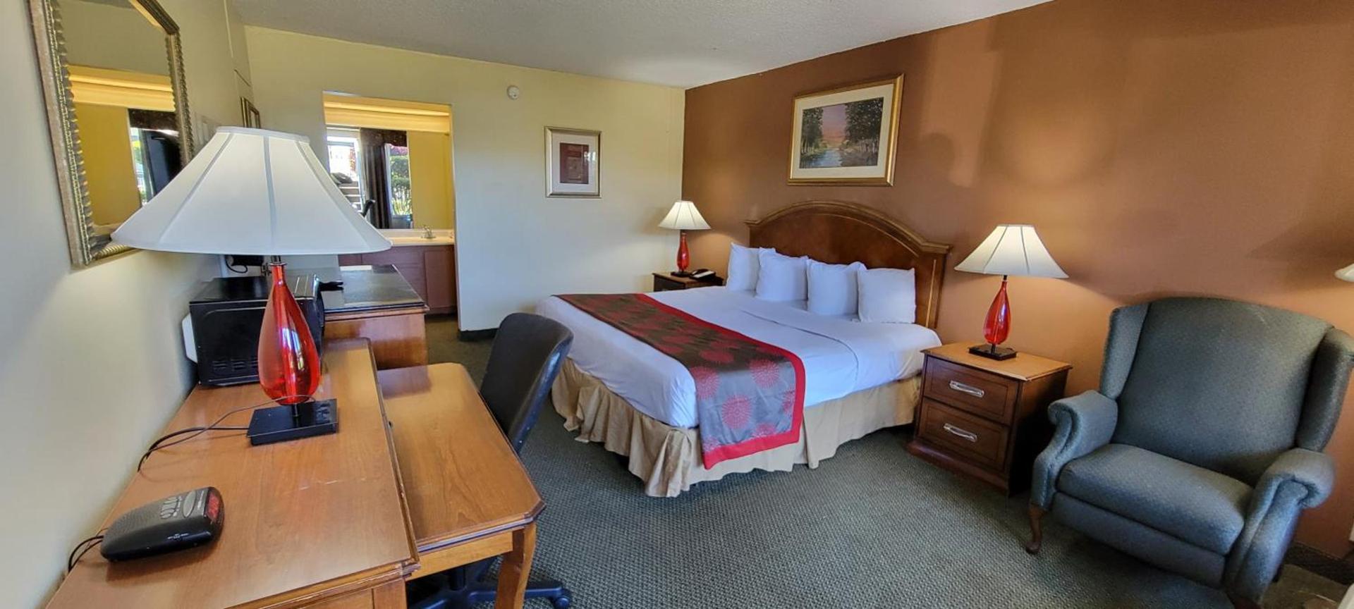 Ramada by Wyndham & Suites Warner Robins photo 51