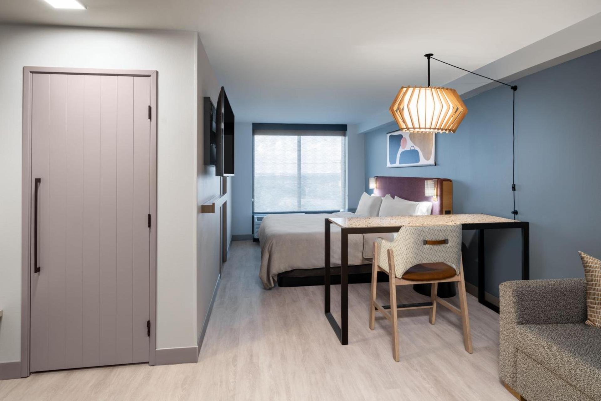 Atwell Suites Austin Airport by IHG photo 71