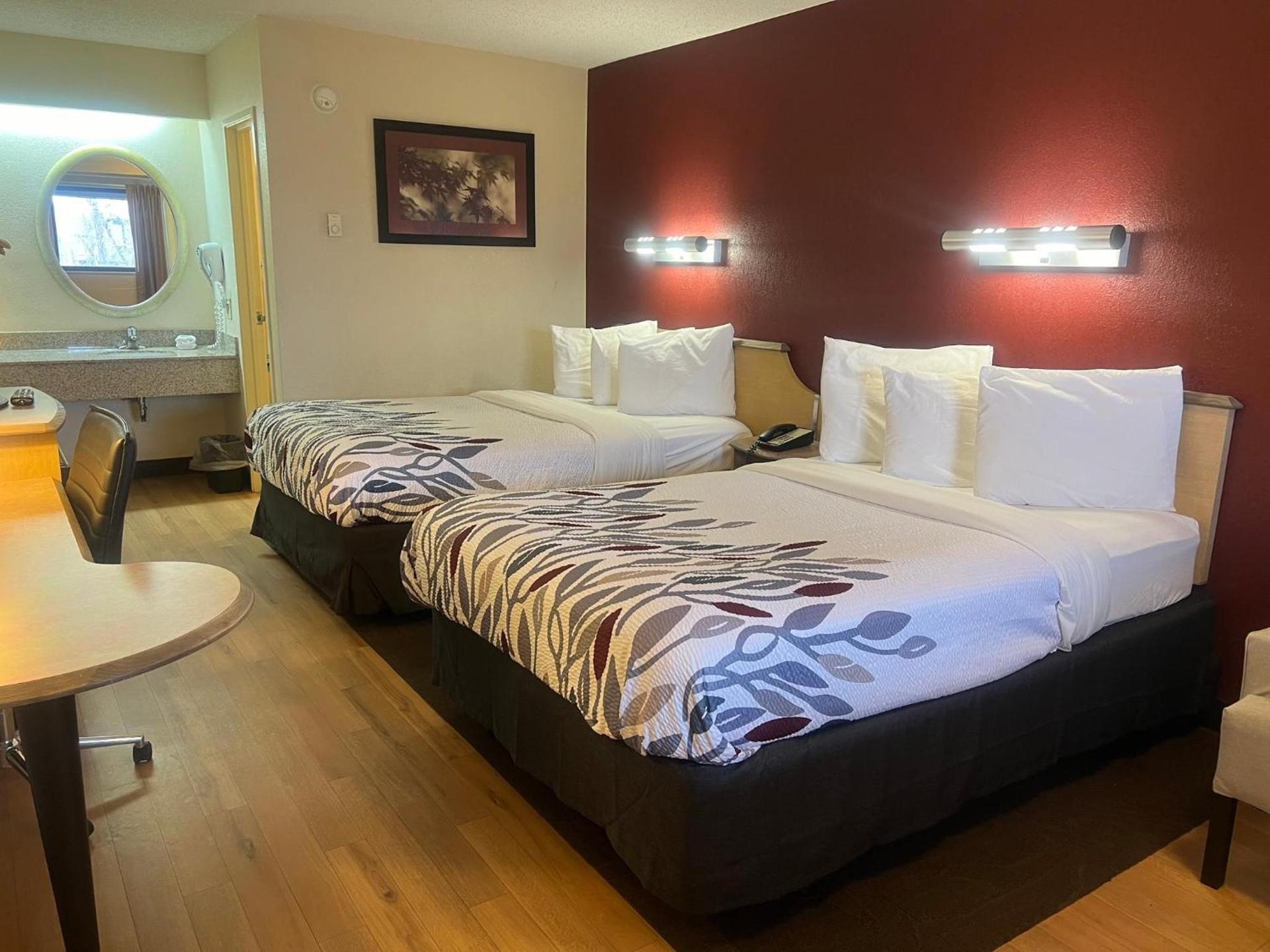 Red Roof Inn Buffalo - Niagara Airport photo 15