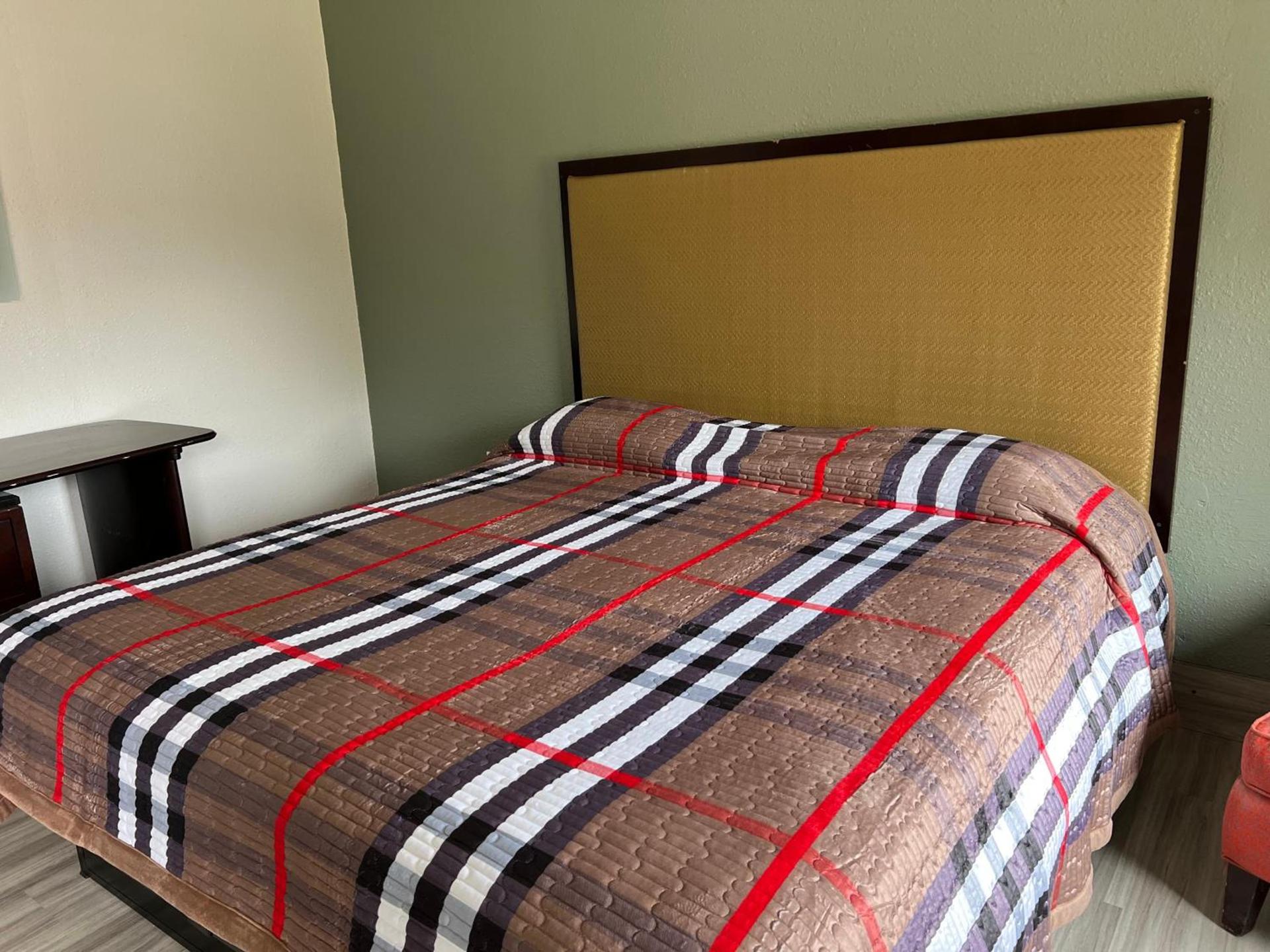 Comfort stay inn photo 3