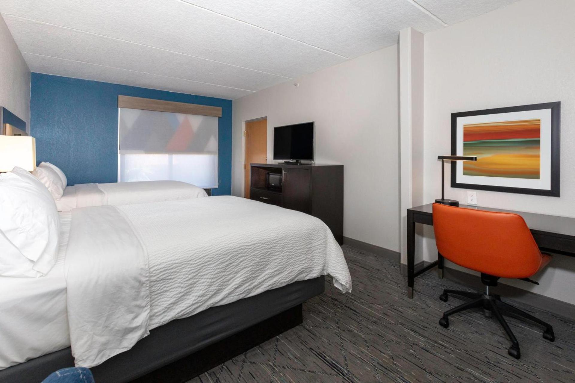 Holiday Inn Express Hotel & Suites Jacksonville Airport by IHG photo 57