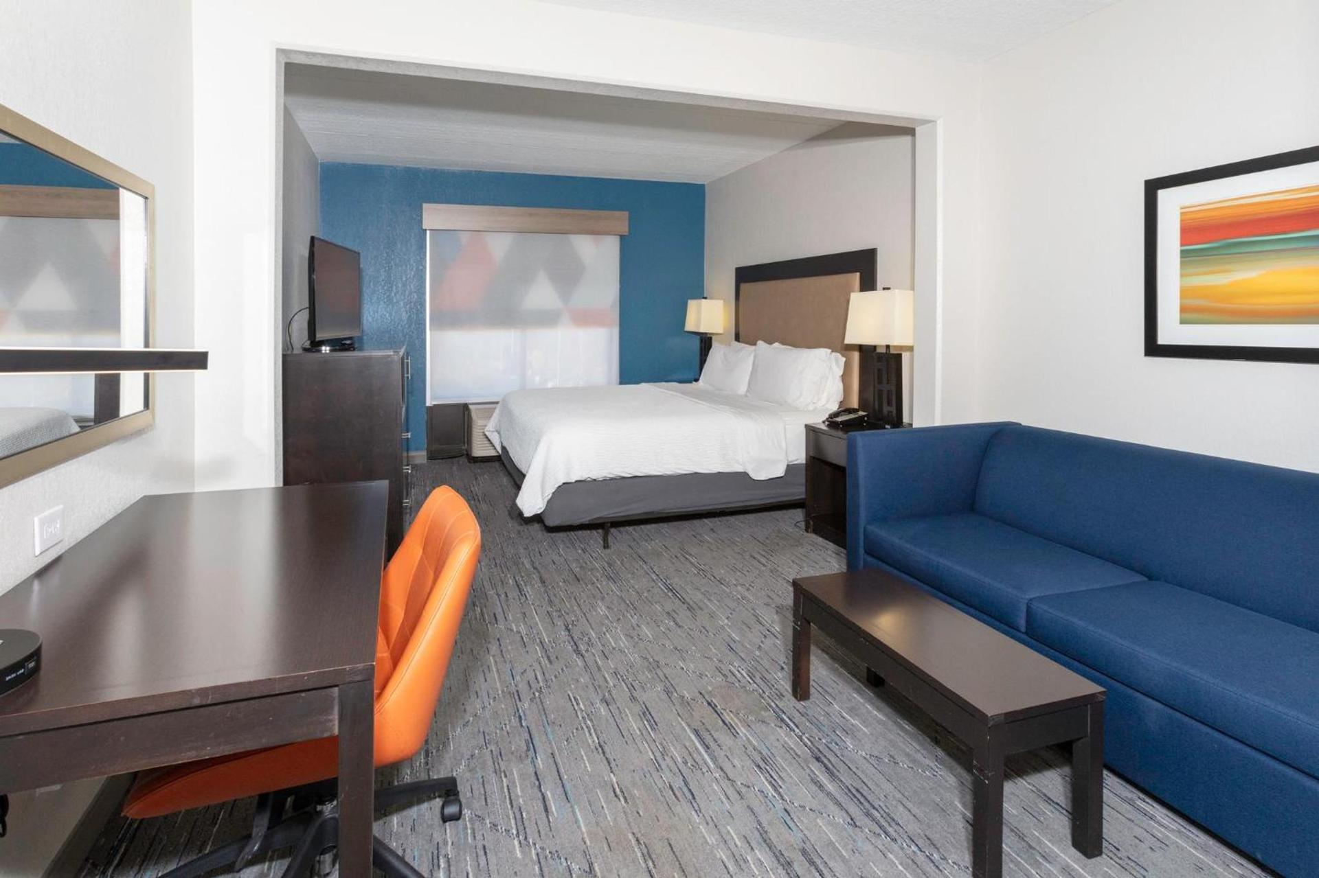 Holiday Inn Express Hotel & Suites Jacksonville Airport by IHG photo 62