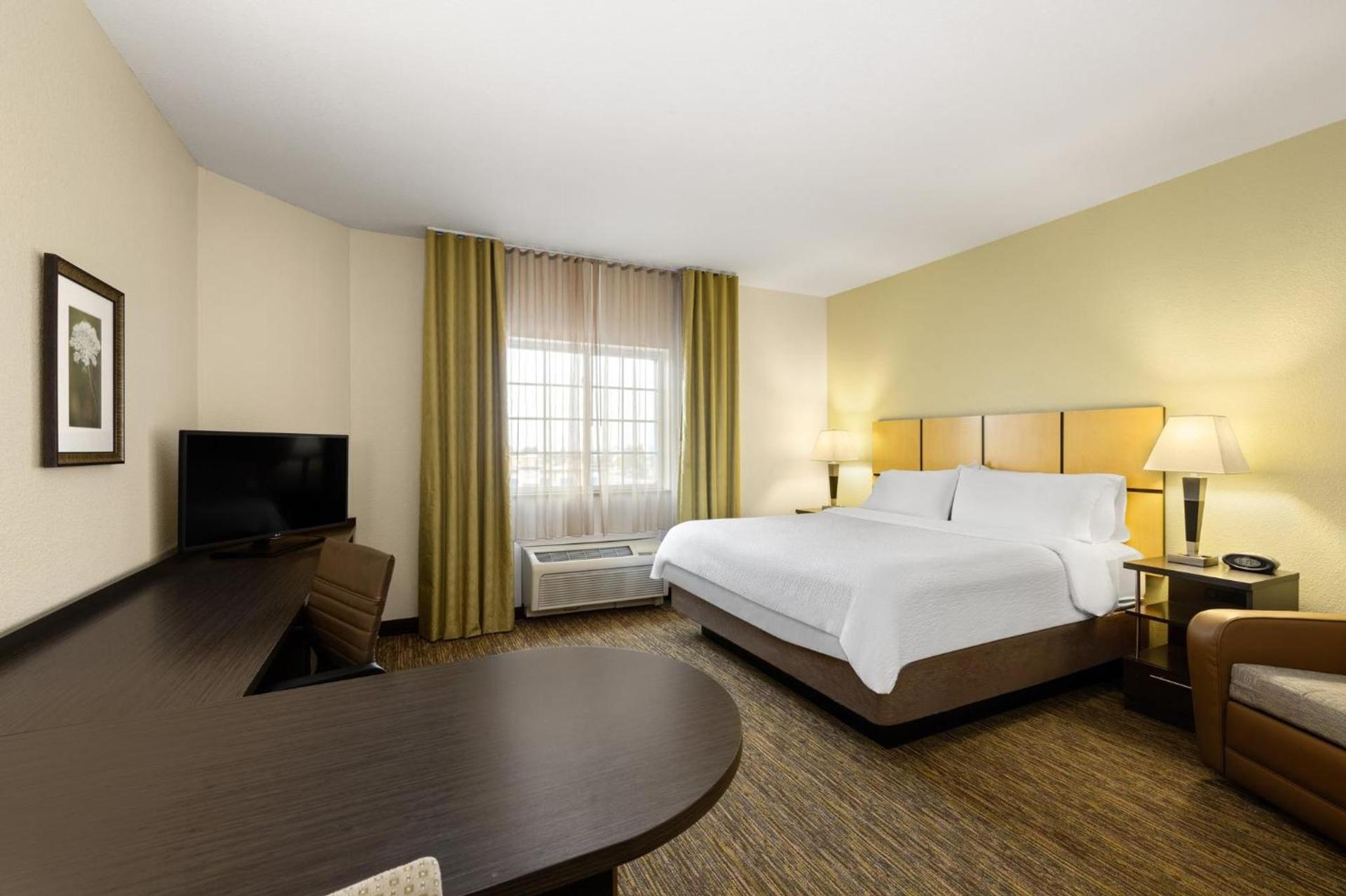 Candlewood Suites Bismarck photo 49