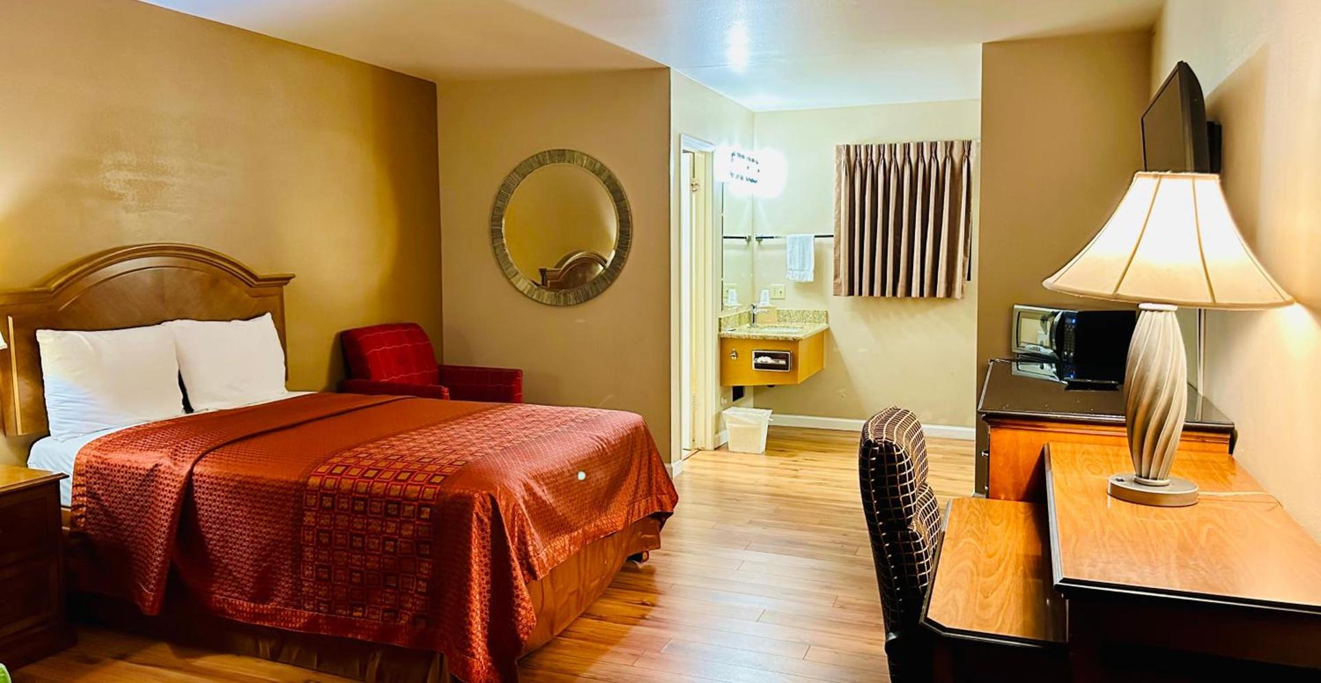 Franciscan Inn Motel photo 10
