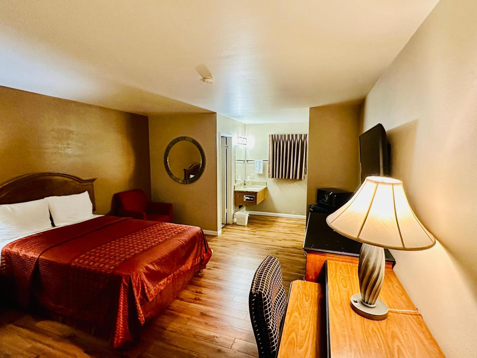 Franciscan Inn Motel photo 13