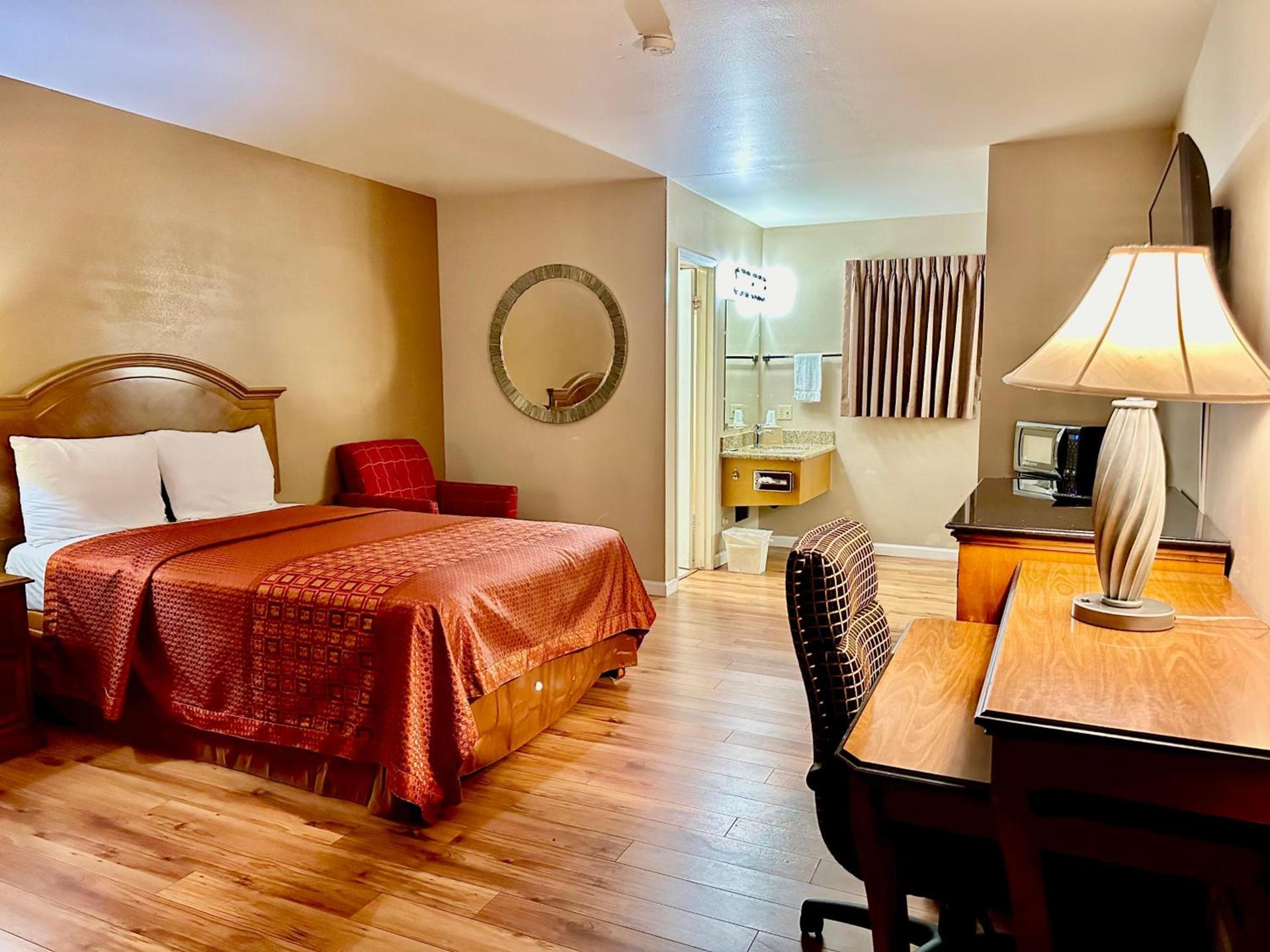 Franciscan Inn Motel photo 15