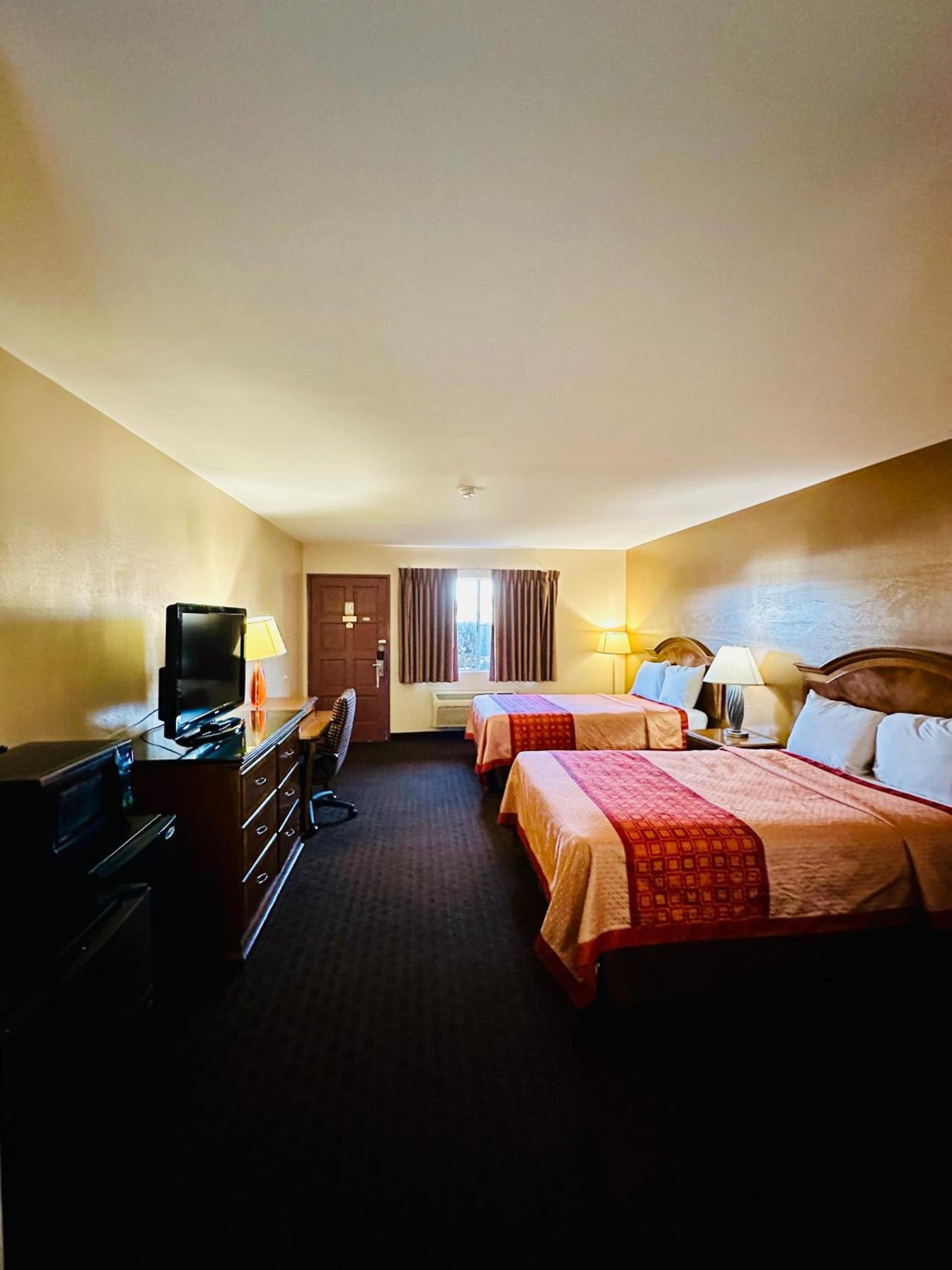 Franciscan Inn Motel photo 17