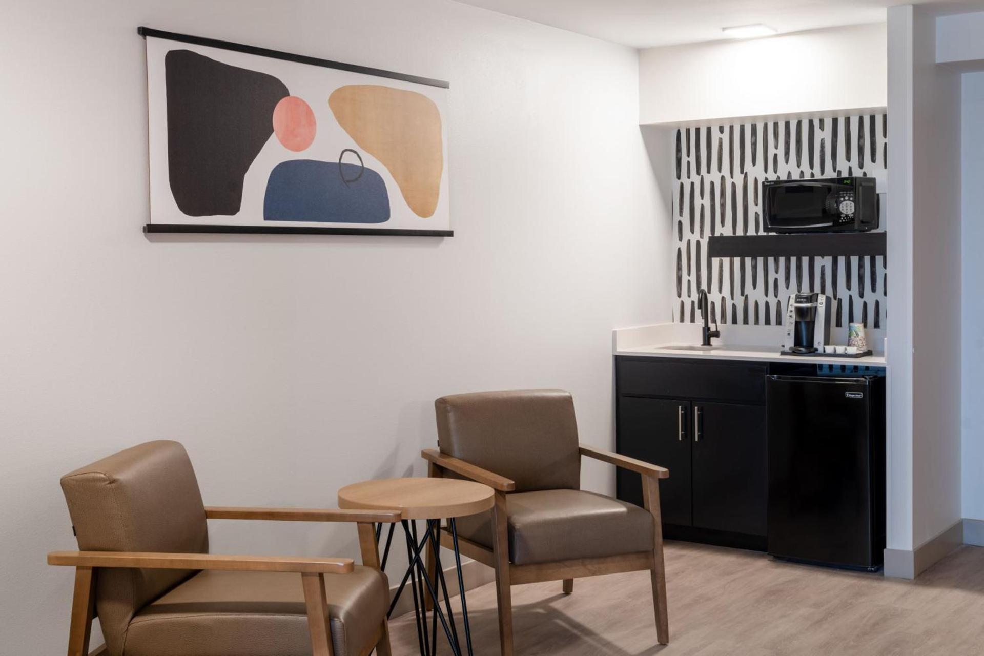 Atwell Suites Austin Airport by IHG photo 84