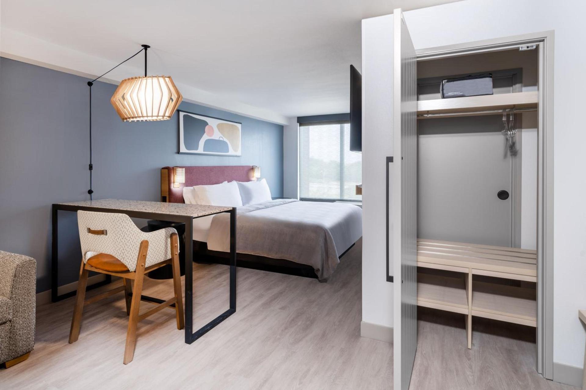 Atwell Suites Austin Airport by IHG photo 86