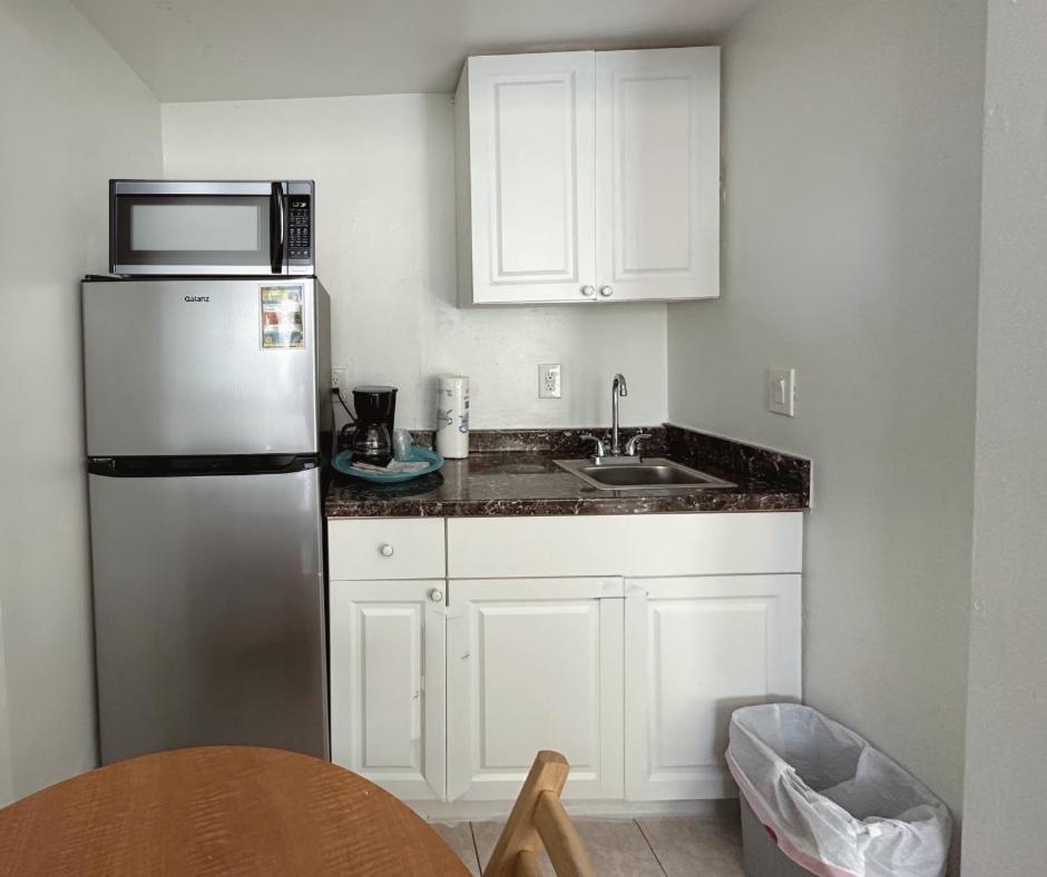 St Maurice Beach Inn photo 24