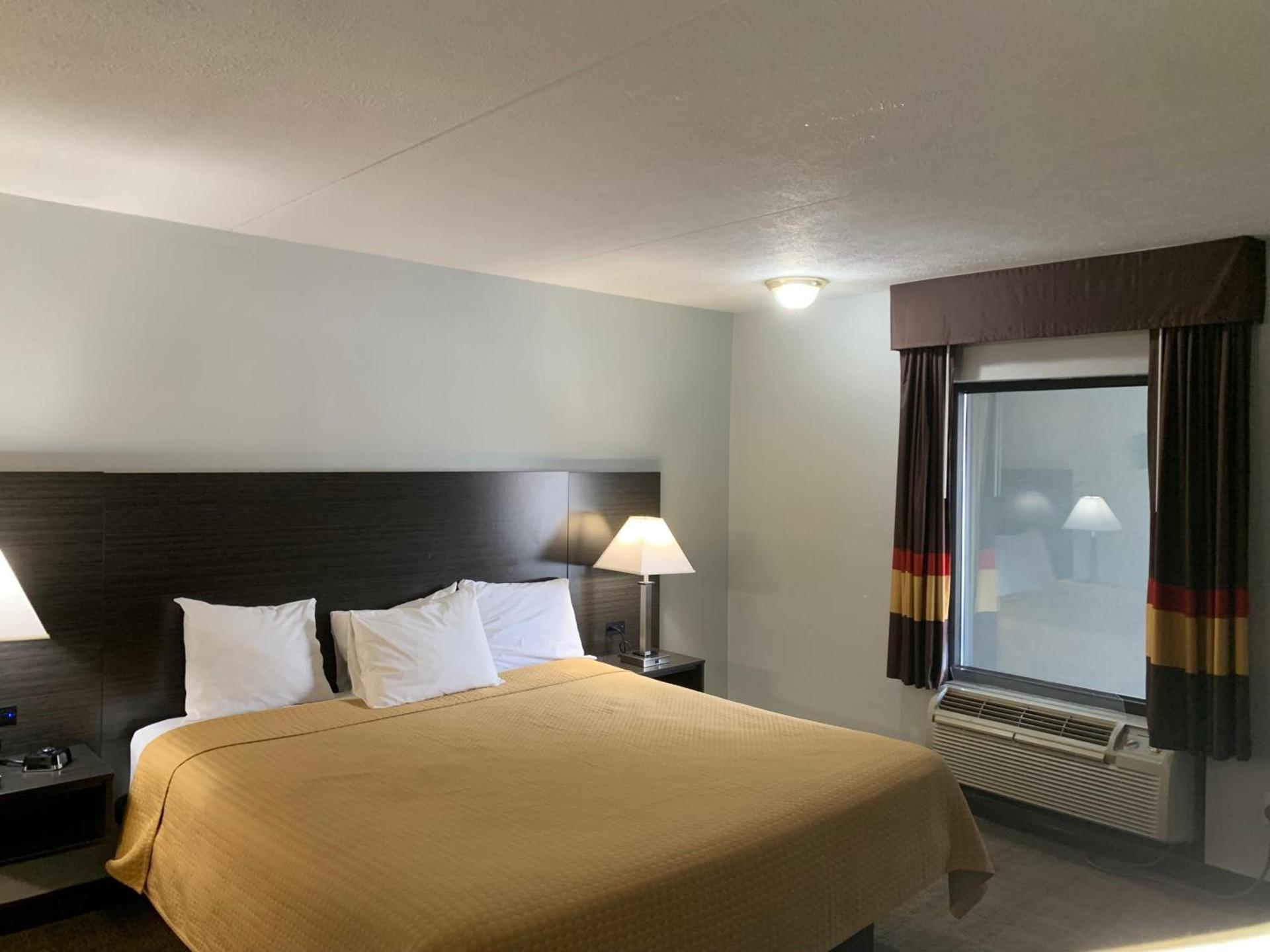 Pigeon Forge Parkway Inn photo 49