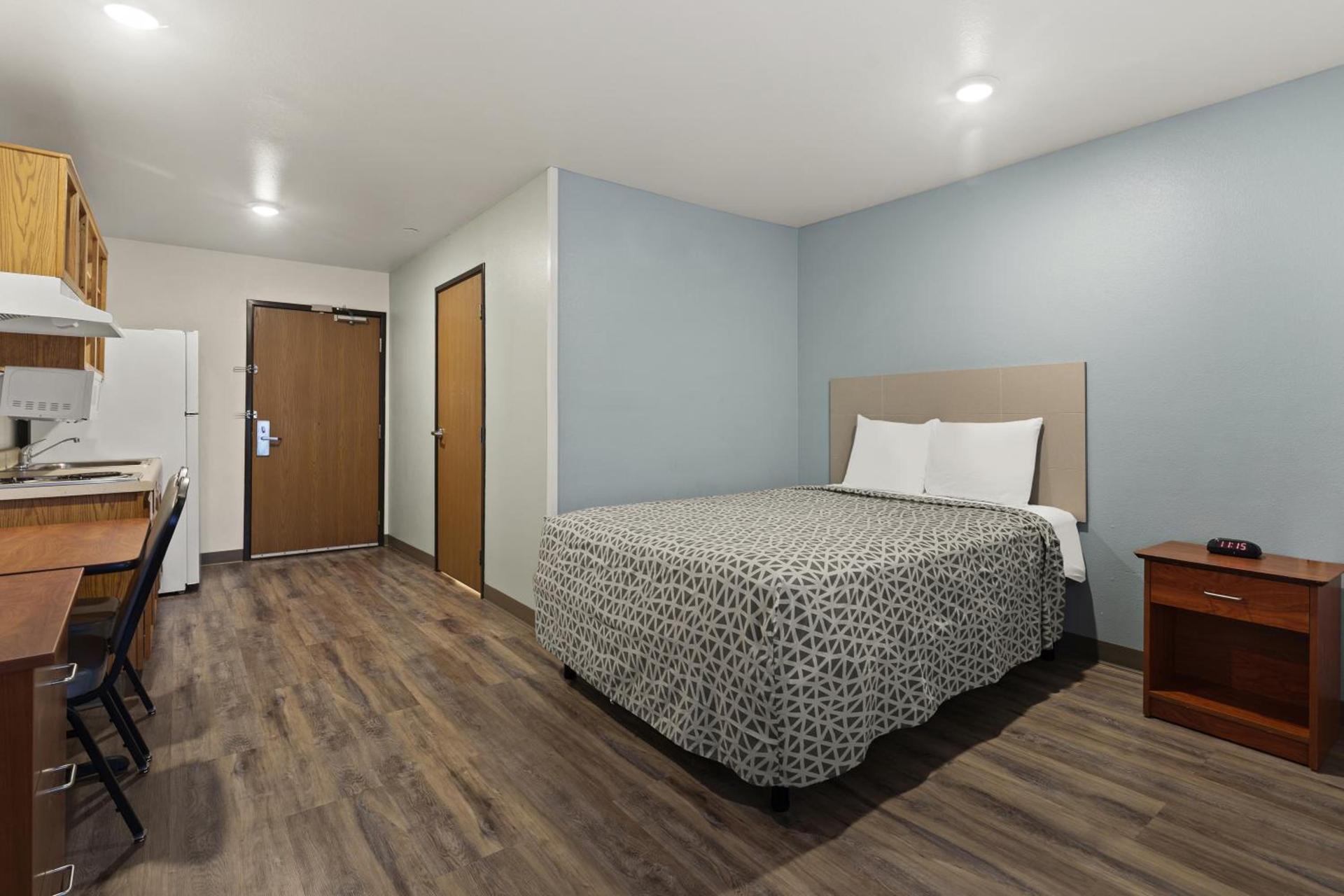 WoodSpring Suites Augusta Fort Eisenhower photo 40