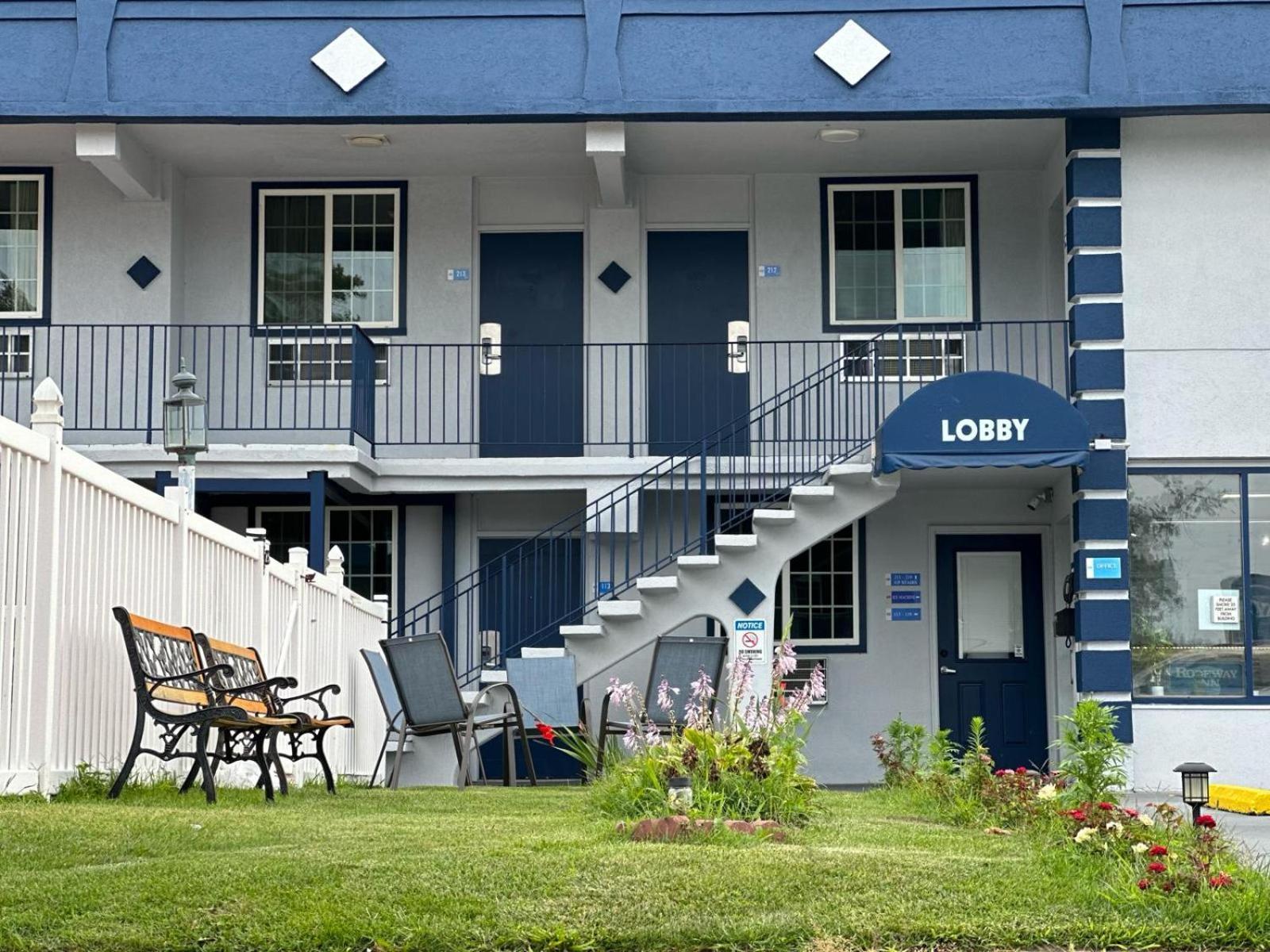 Rodeway Inn St Joseph photo 7