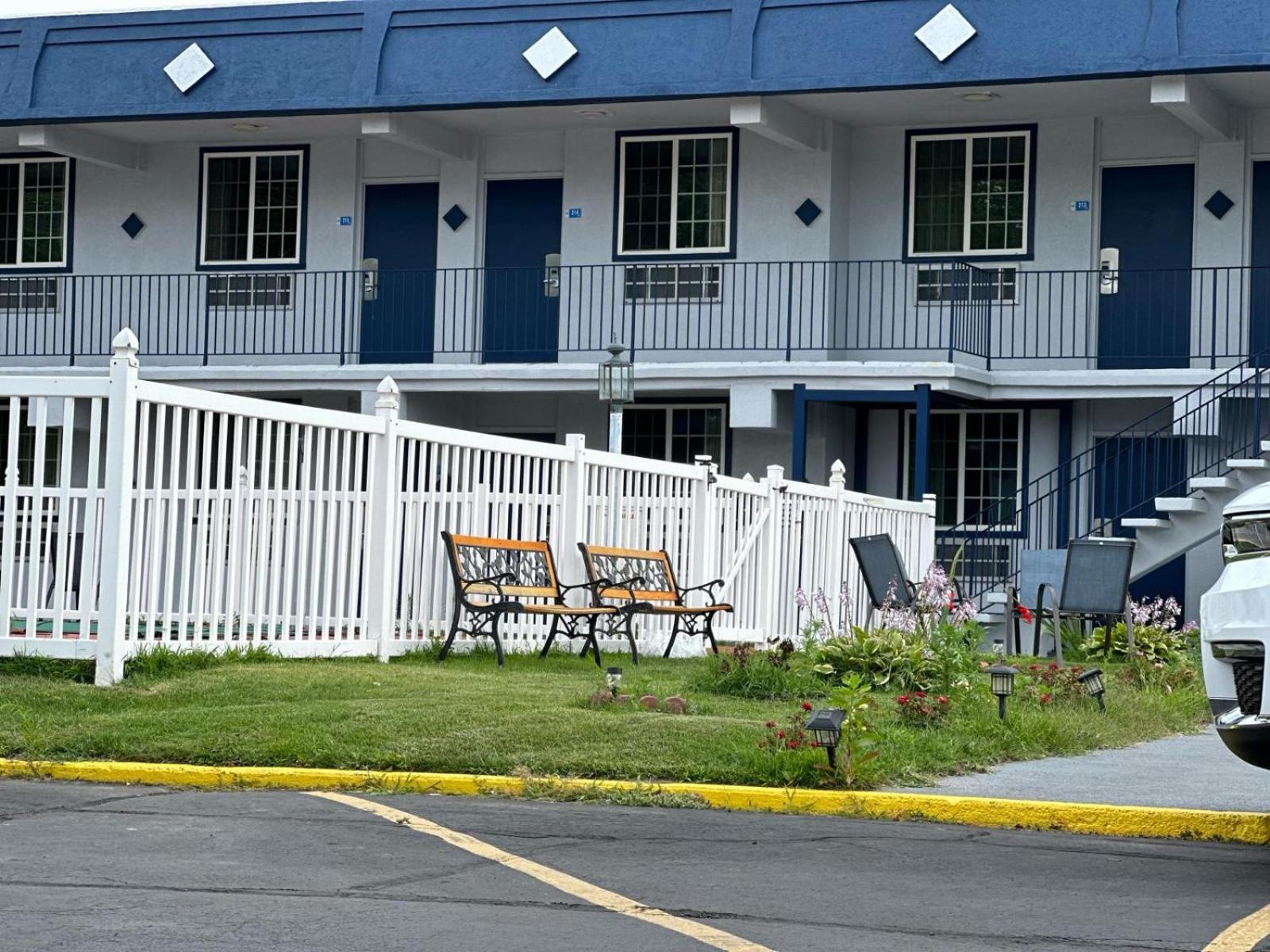 Rodeway Inn St Joseph photo 5