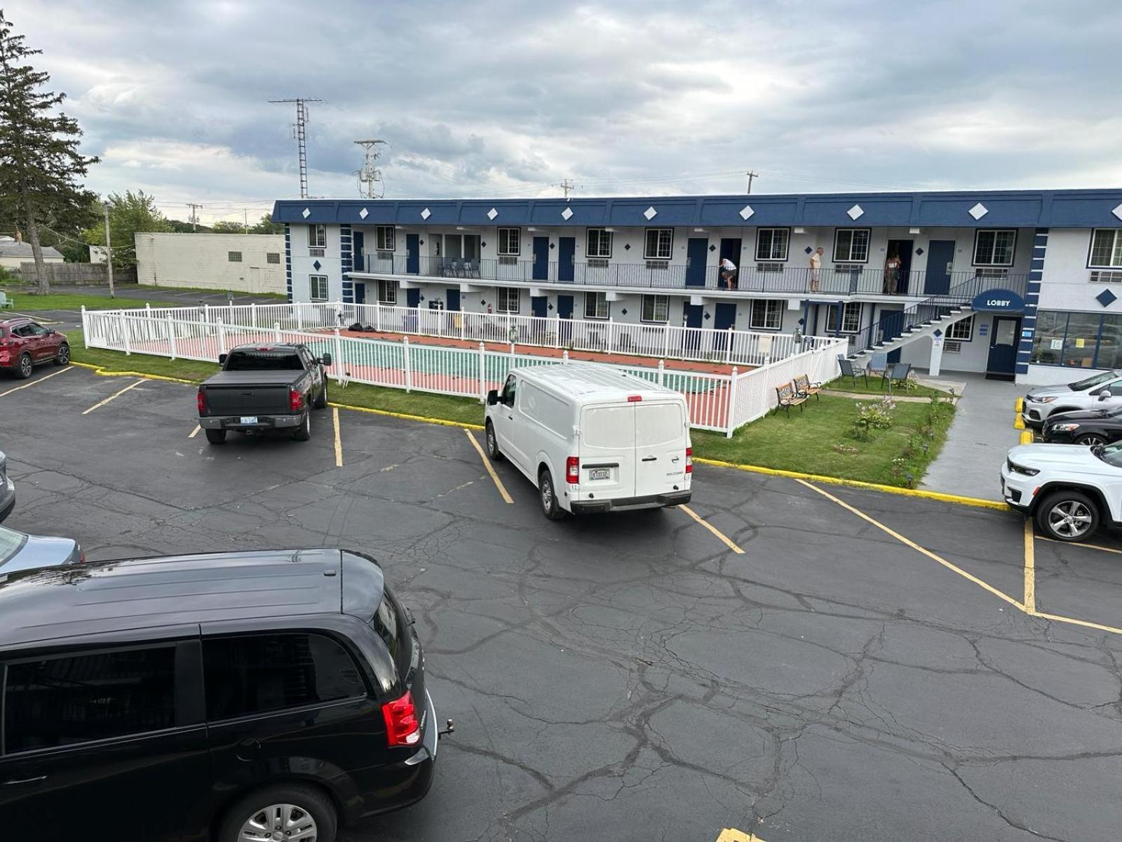 Rodeway Inn St Joseph photo 8