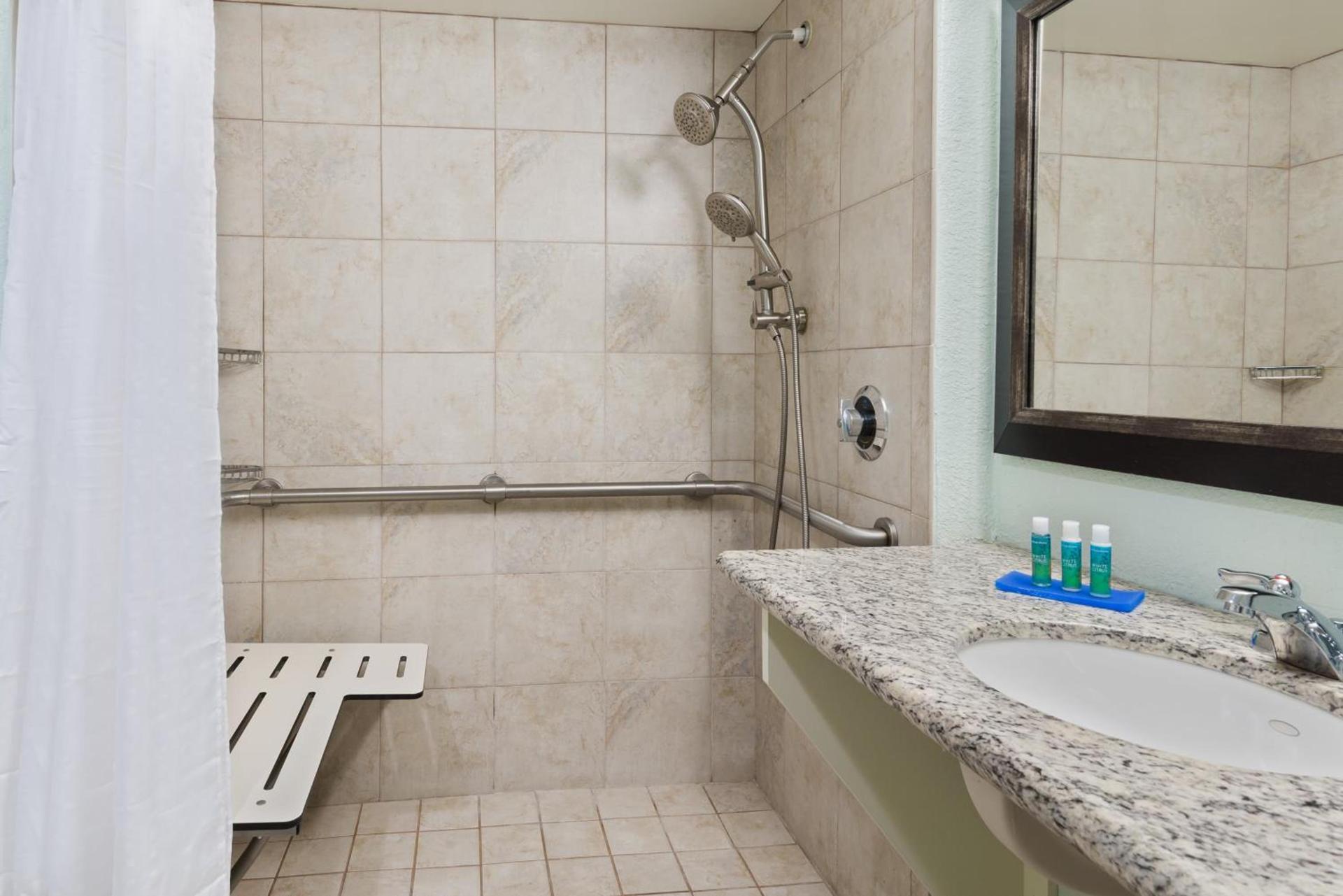 Holiday Inn Express Hotel & Suites Ft. Lauderdale-Plantation by IHG photo 60
