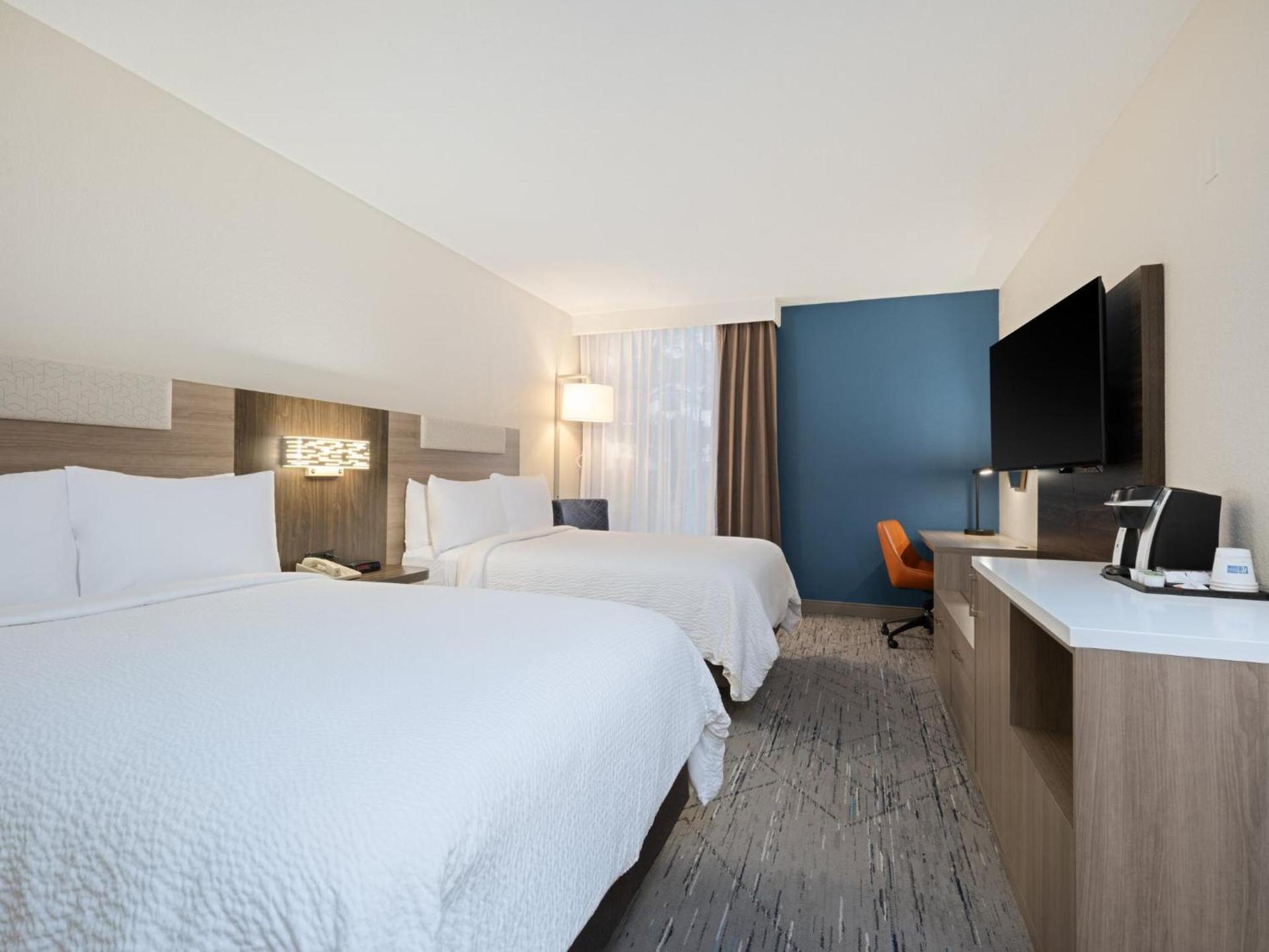Holiday Inn Express Hotel & Suites Ft. Lauderdale-Plantation by IHG photo 73