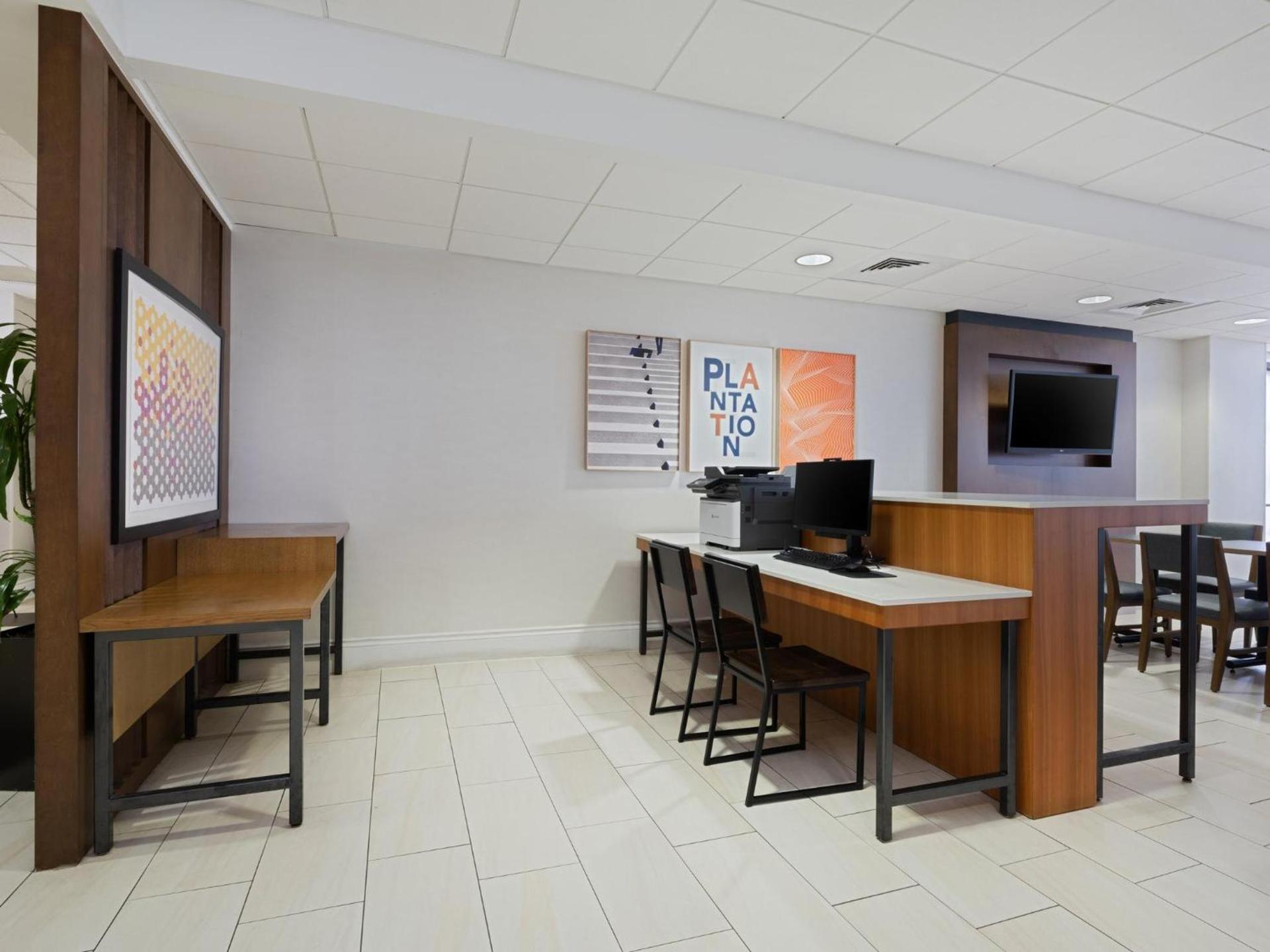Holiday Inn Express Hotel & Suites Ft. Lauderdale-Plantation by IHG photo 76