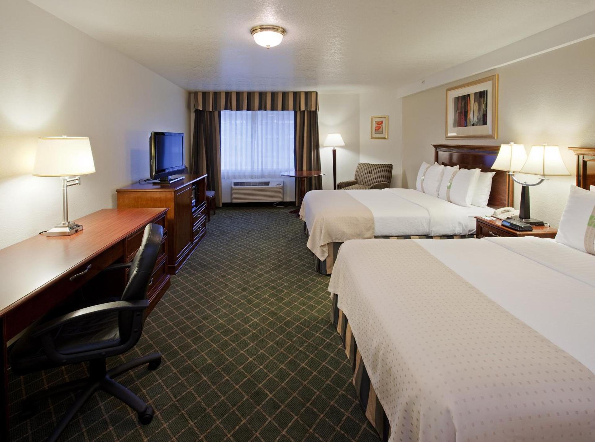 Holiday Inn Redding by IHG photo 7