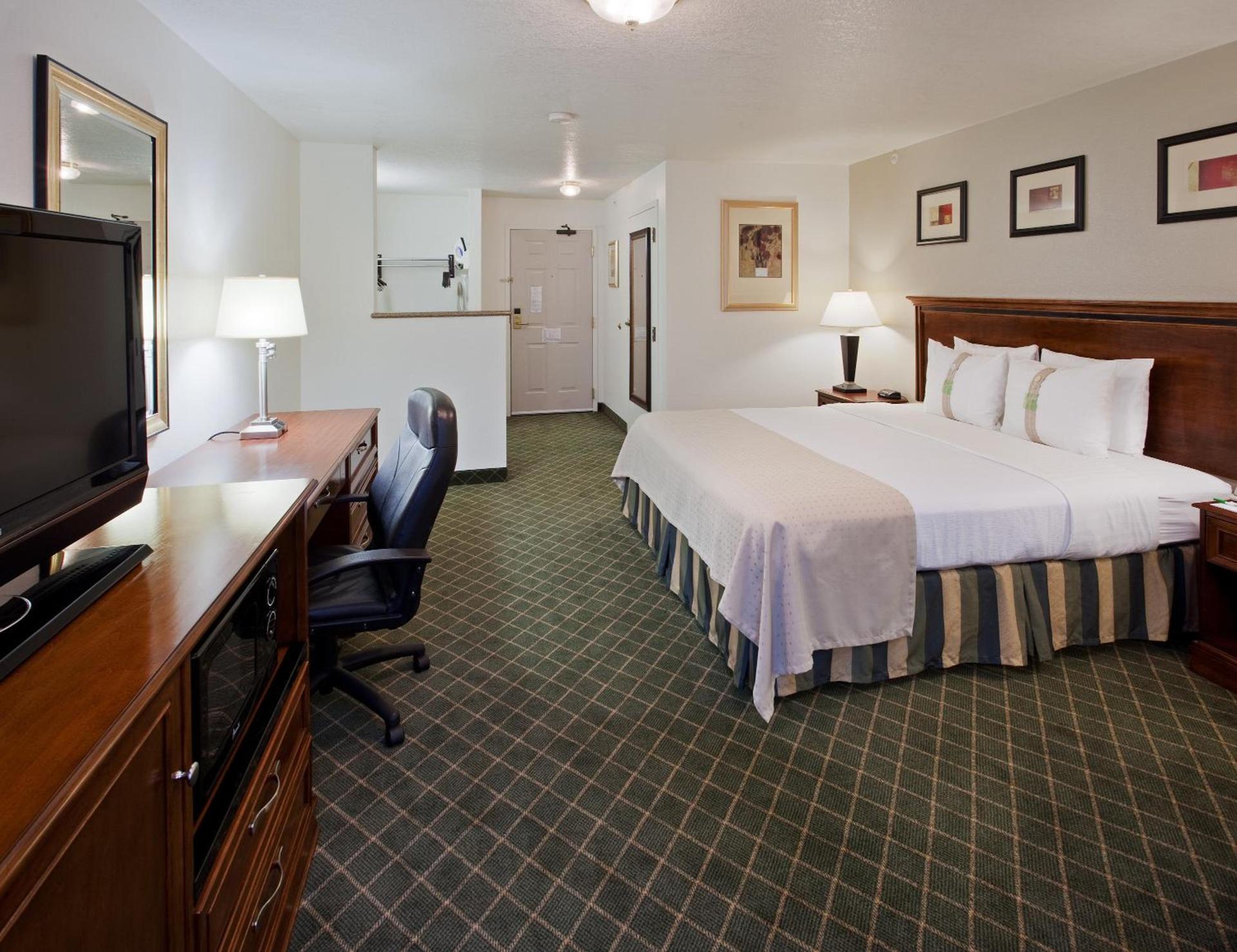 Holiday Inn Redding by IHG photo 15