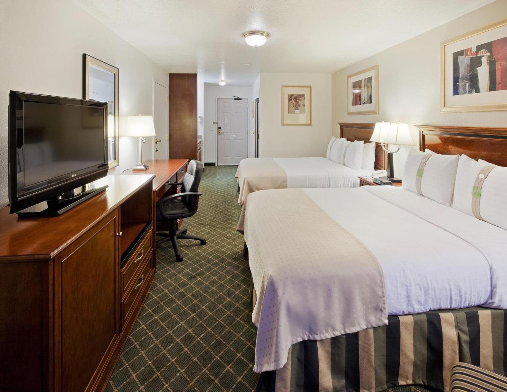 Holiday Inn Redding by IHG photo 26