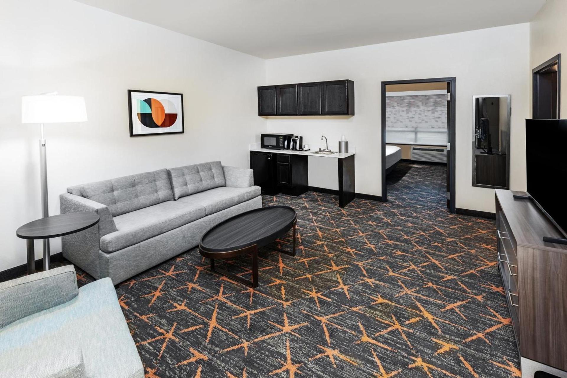 Holiday Inn & Suites Stillwater-University West by IHG photo 61
