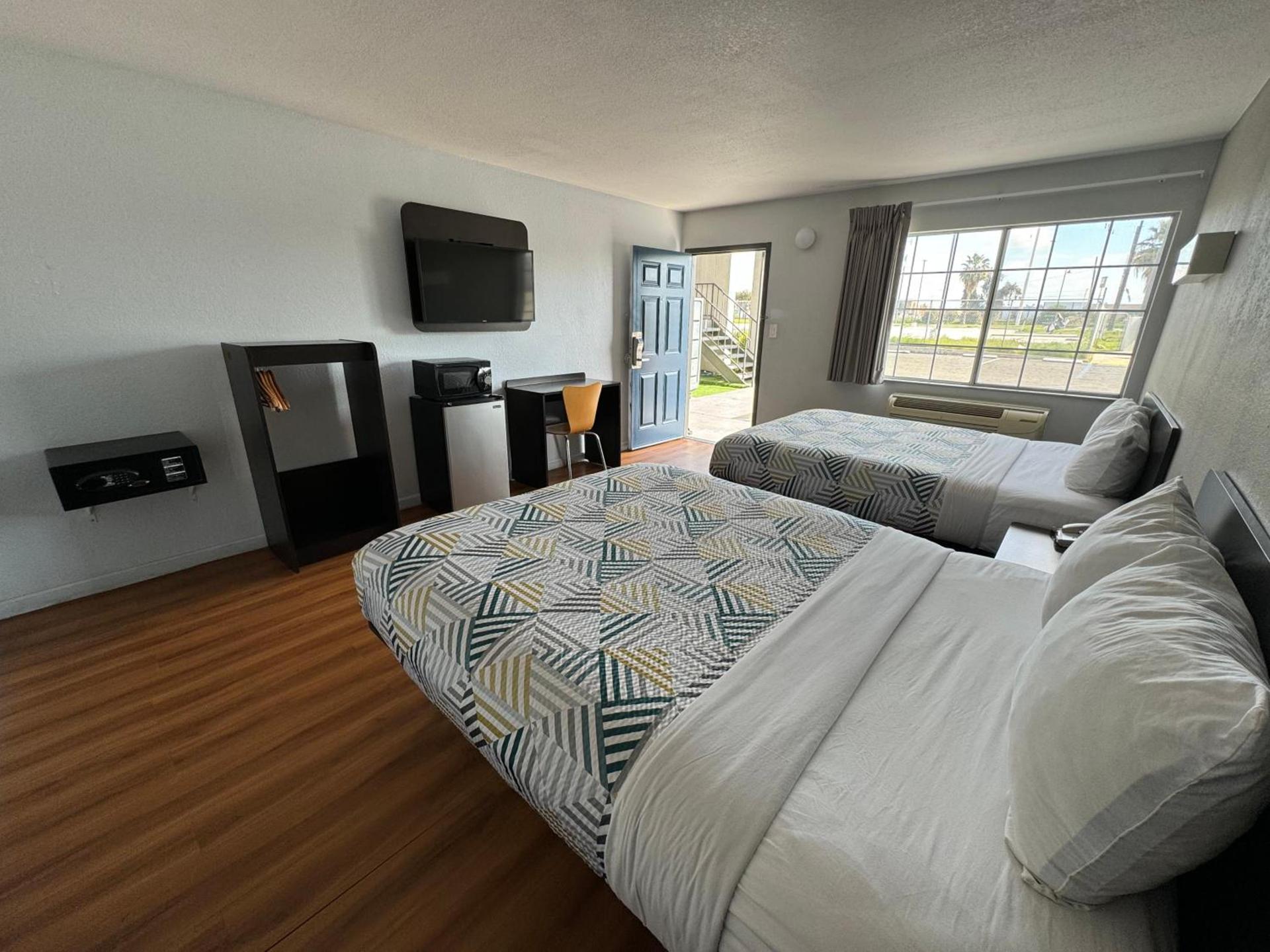 Motel 6-Delano, CA photo 44