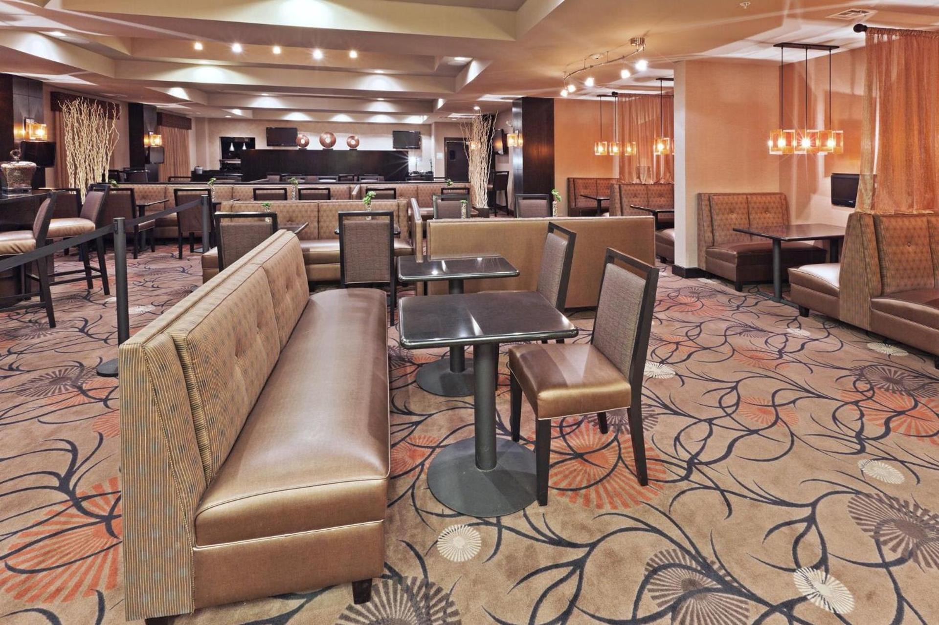 Holiday Inn Hotel & Suites Tulsa South by IHG photo 29