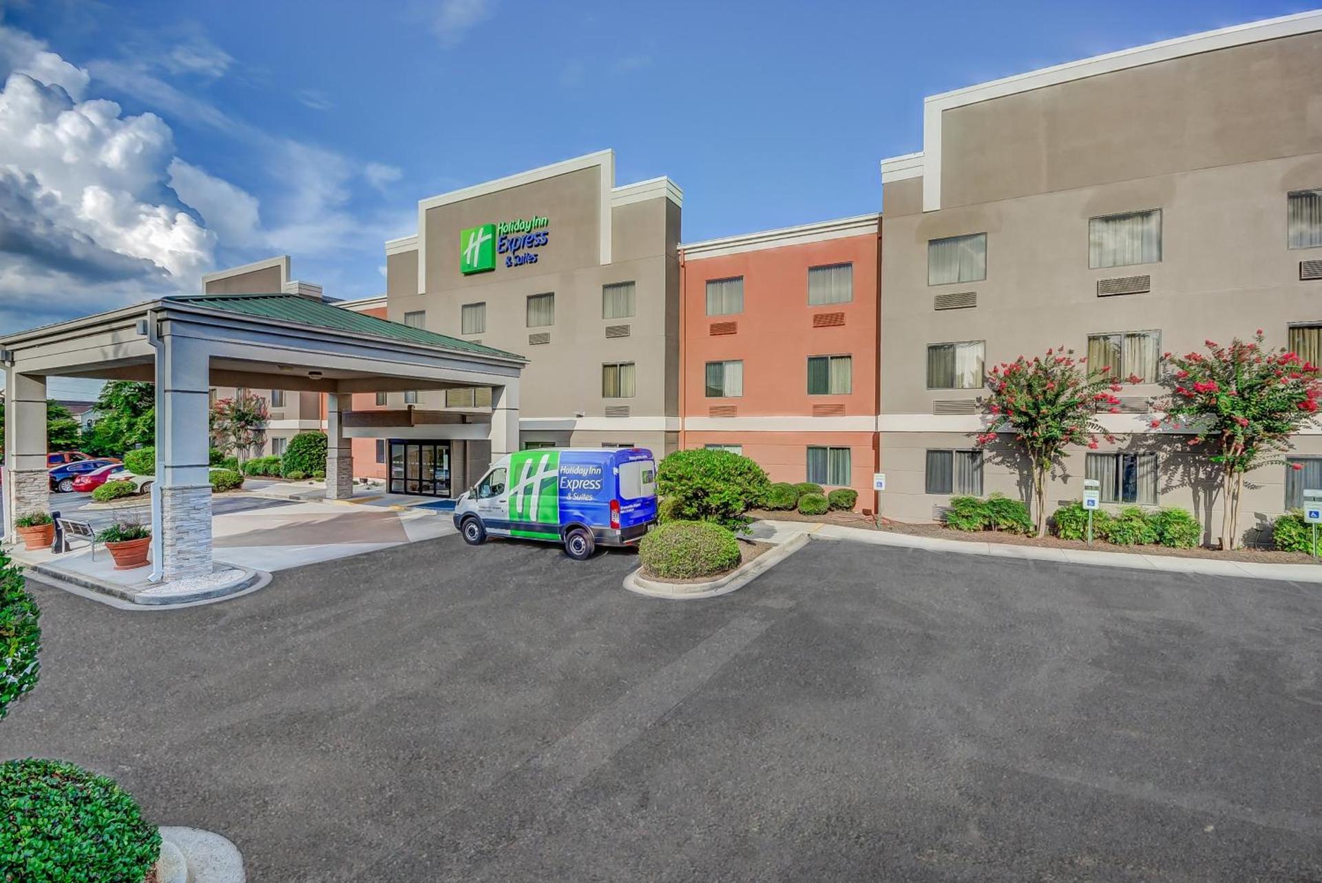 Holiday Inn Express & Suites Greenville Airport i85 by IHG photo 76