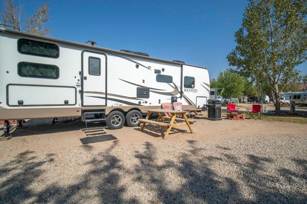 Moab RV Resort Rockwood Lite RV Fully Setup OK34 photo 7