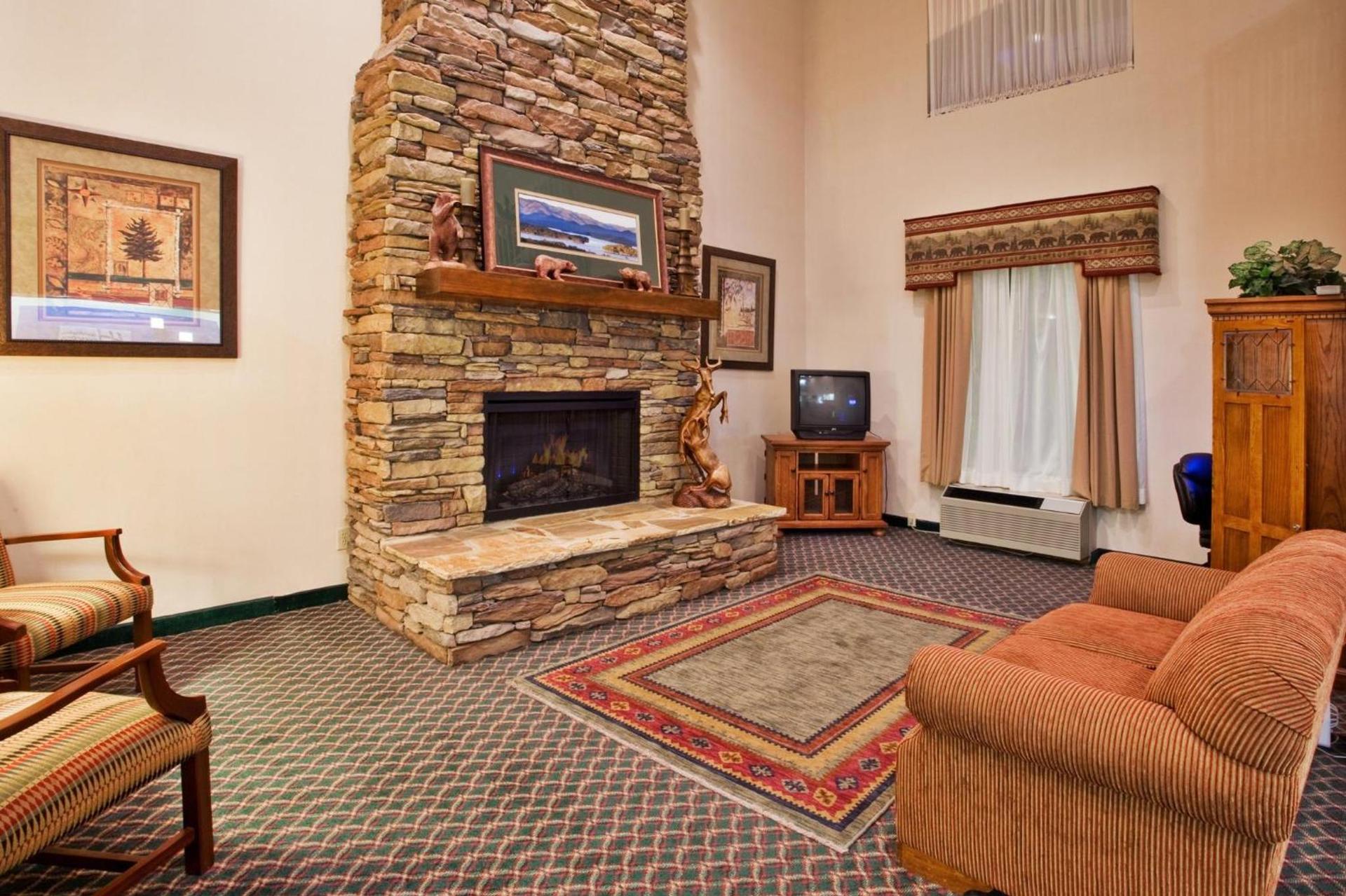 Holiday Inn Express & Suites Hiawassee by IHG photo 49