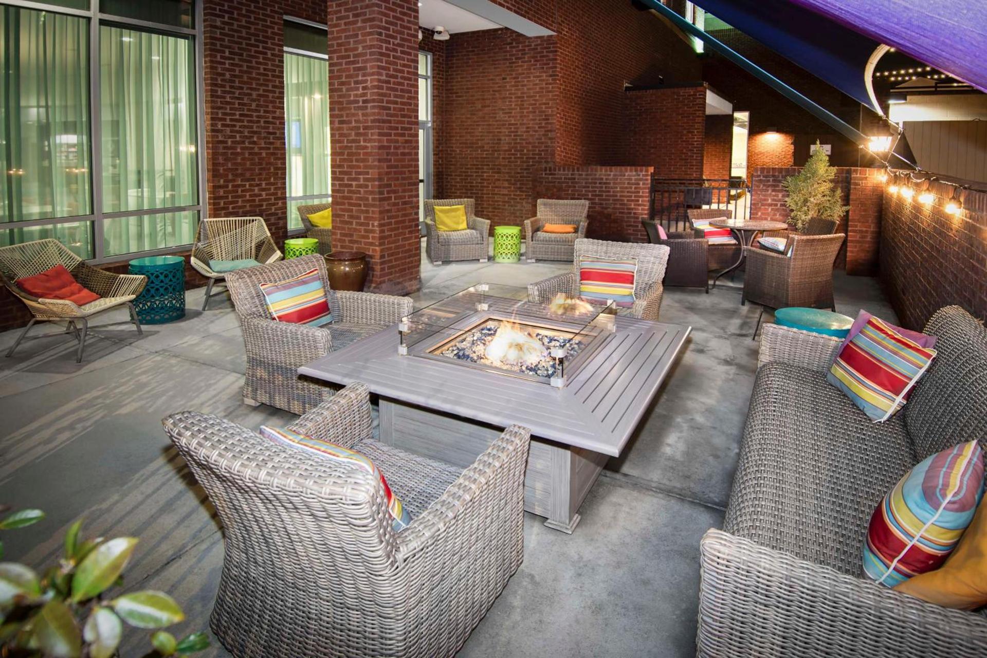 Hampton Inn & Suites - Raleigh Downtown photo 1