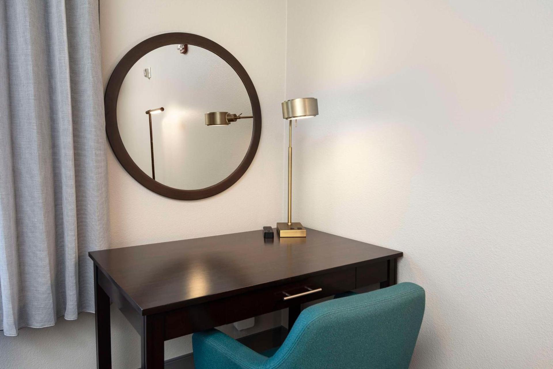 Hampton Inn & Suites - Raleigh Downtown photo 94