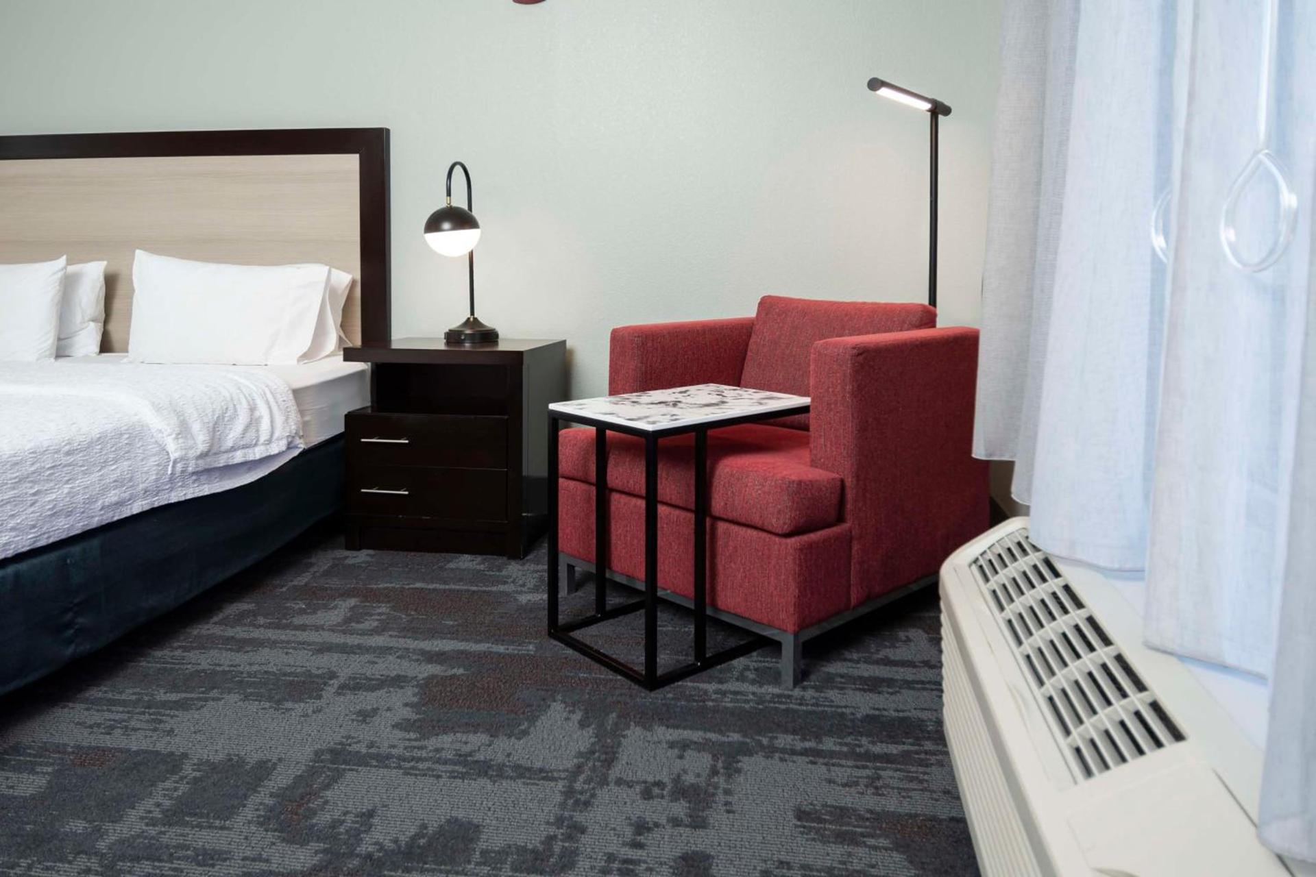 Hampton Inn & Suites - Raleigh Downtown photo 91