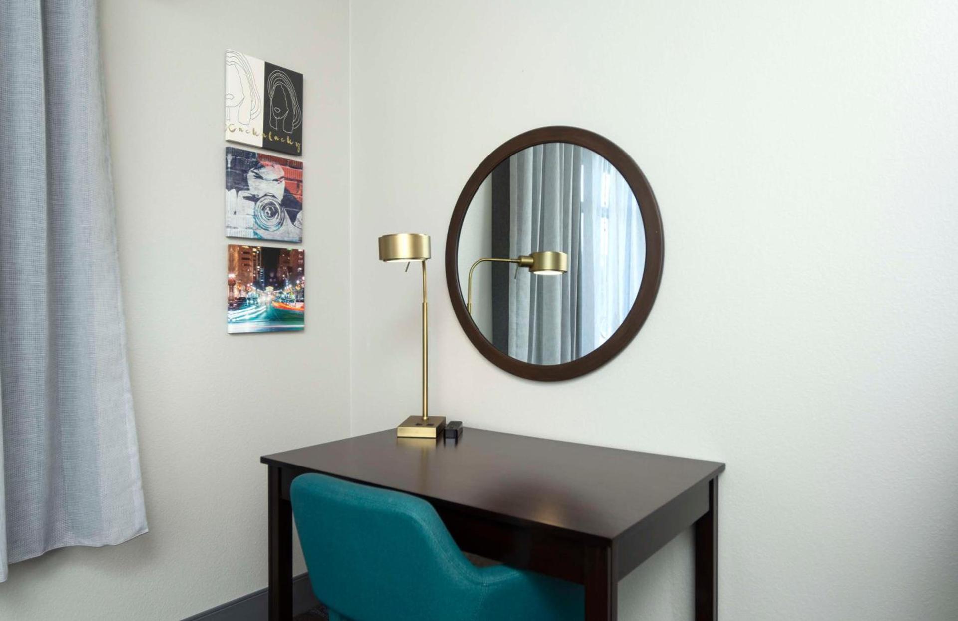 Hampton Inn & Suites - Raleigh Downtown photo 27