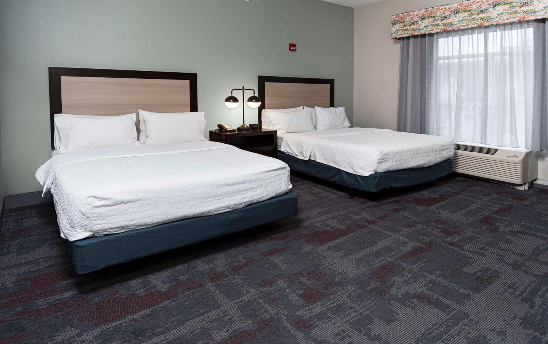 Hampton Inn & Suites - Raleigh Downtown photo 28