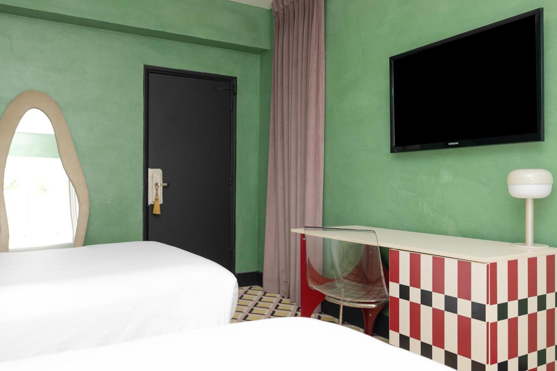 Crest Hotel Suites photo 61