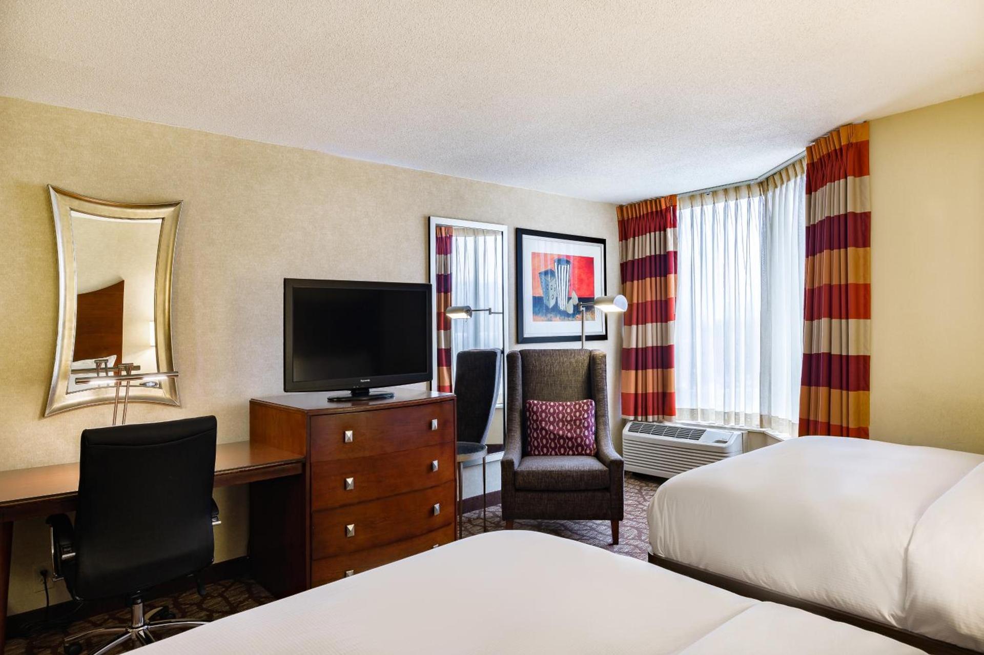 DoubleTree by Hilton Johnson City photo 40
