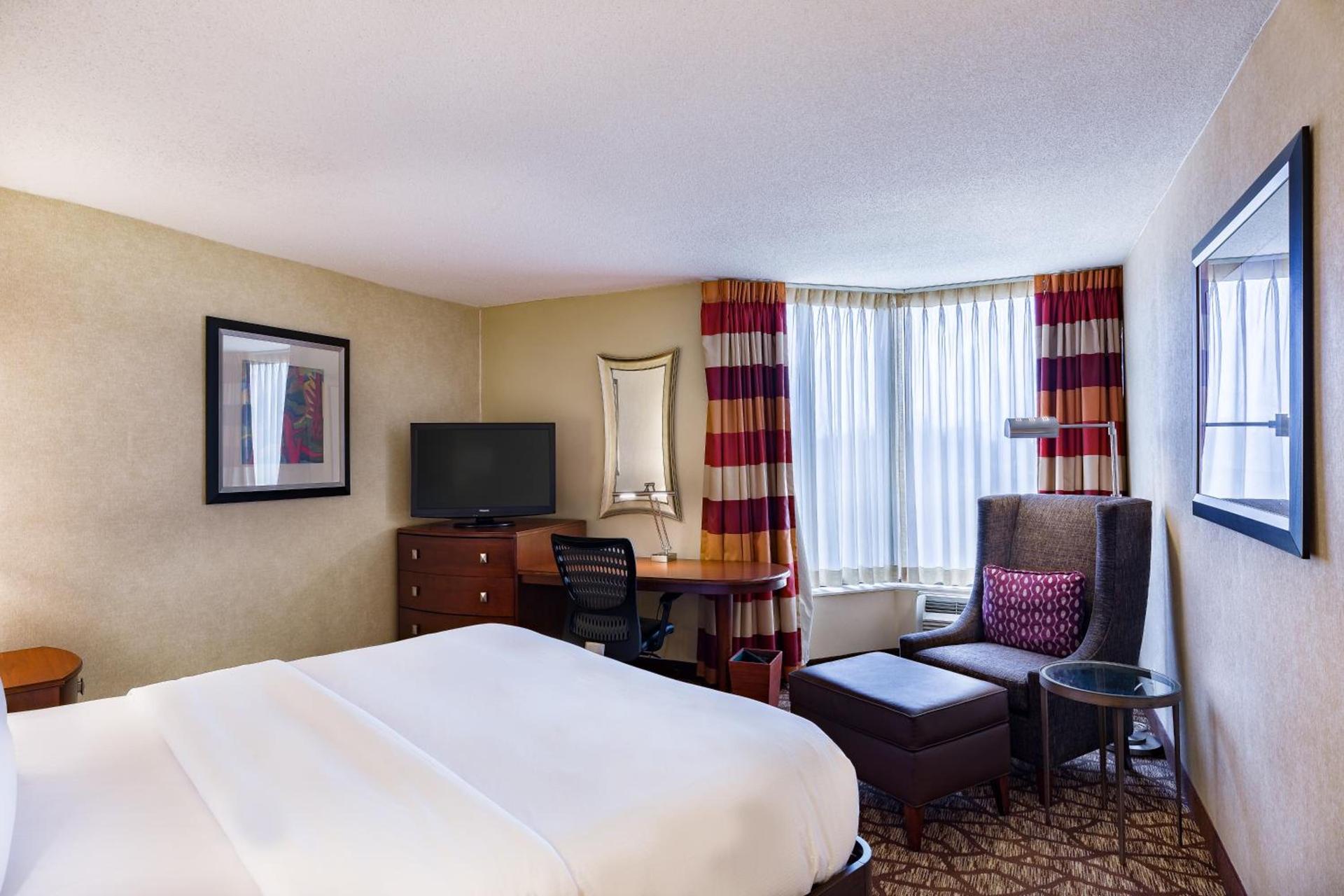 DoubleTree by Hilton Johnson City photo 46