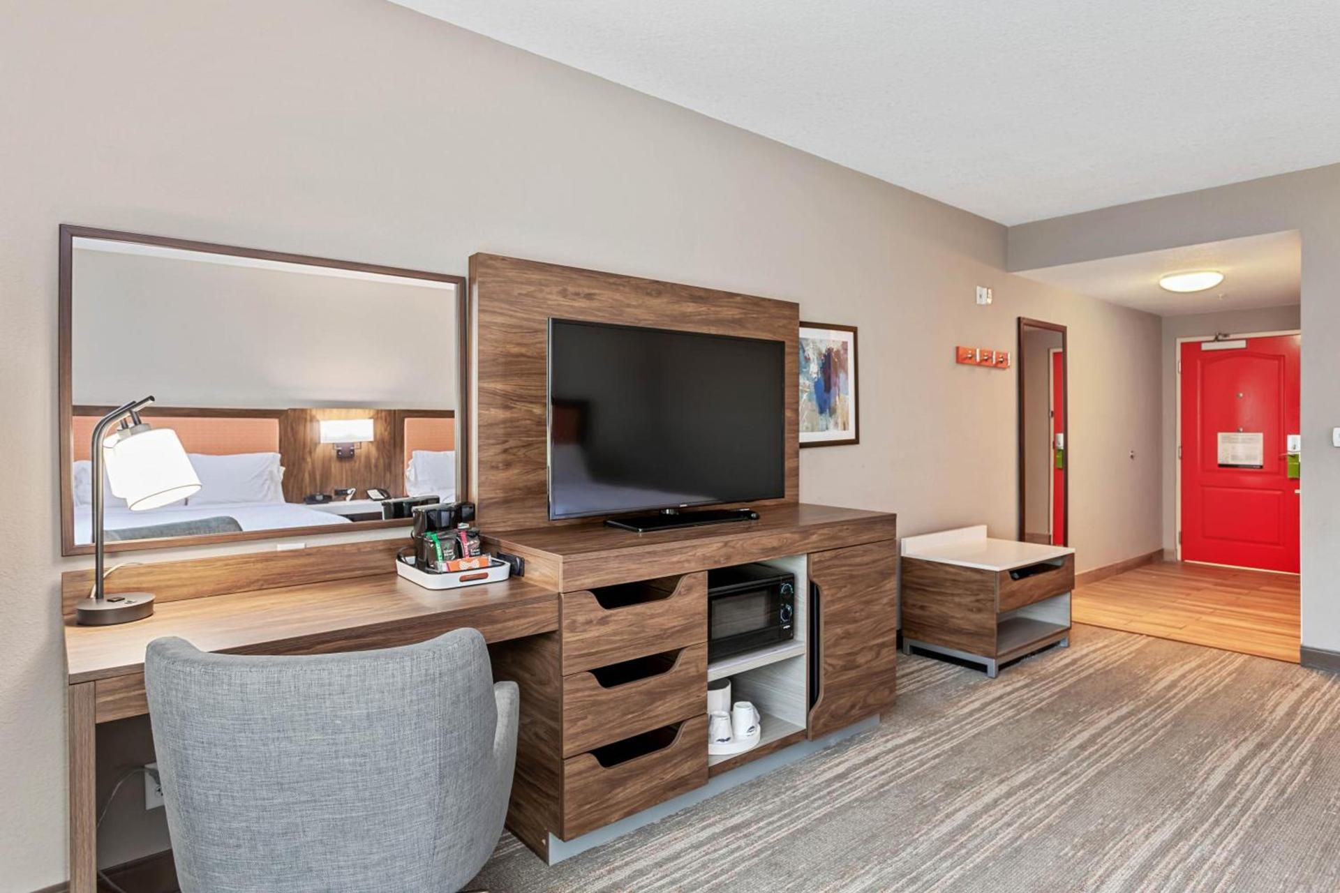 Hampton Inn & Suites Orlando-Apopka photo 20