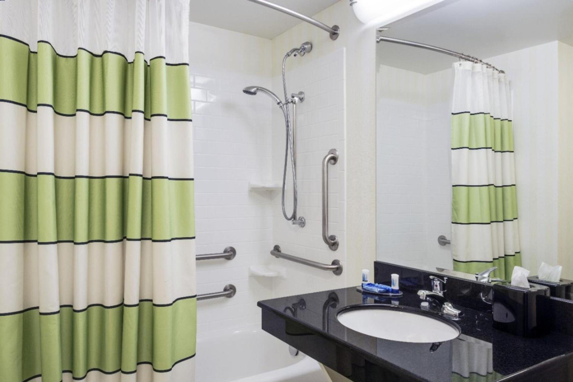 Fairfield Inn & Suites South Bend at Notre Dame photo 27