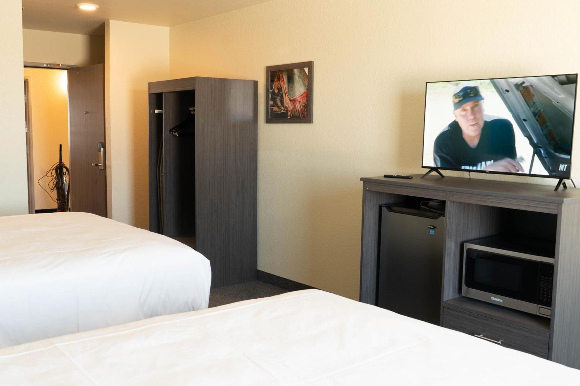 Iron Creek Inn & Suites photo 1