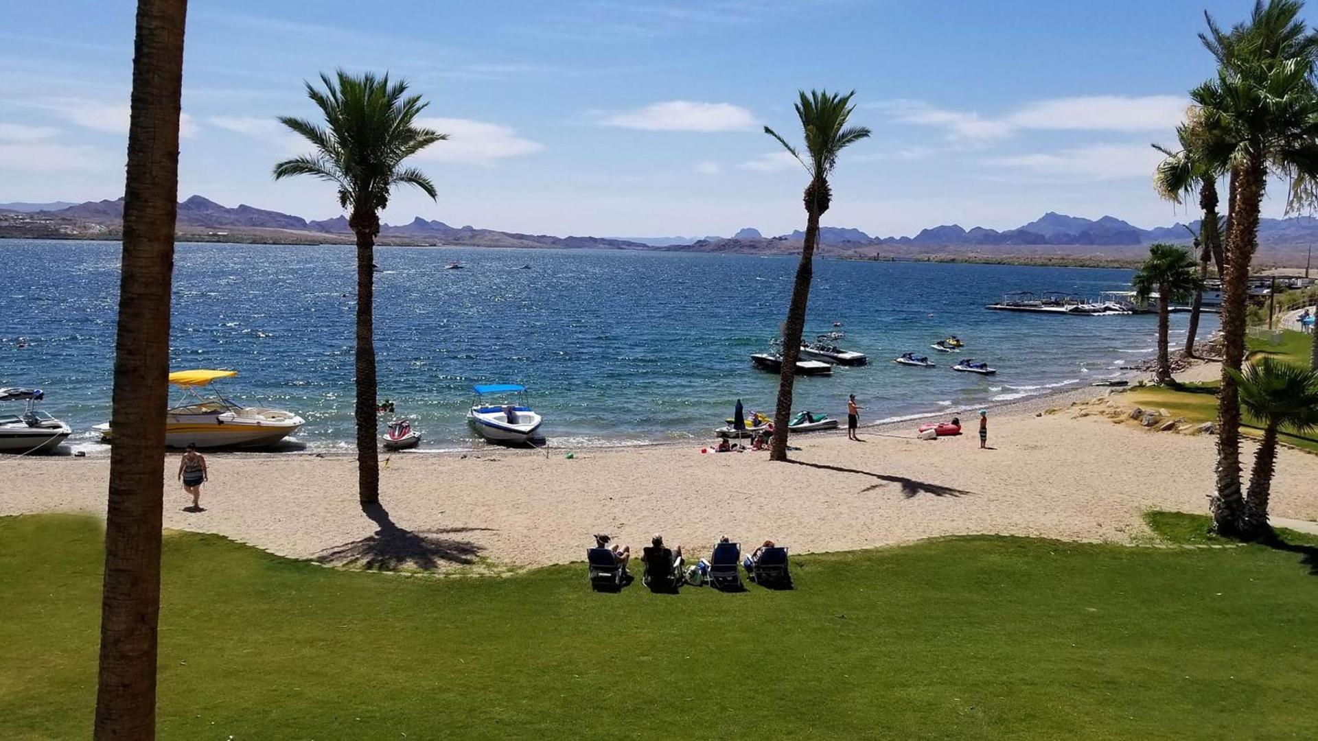 The Nautical Beachfront Resort photo 37