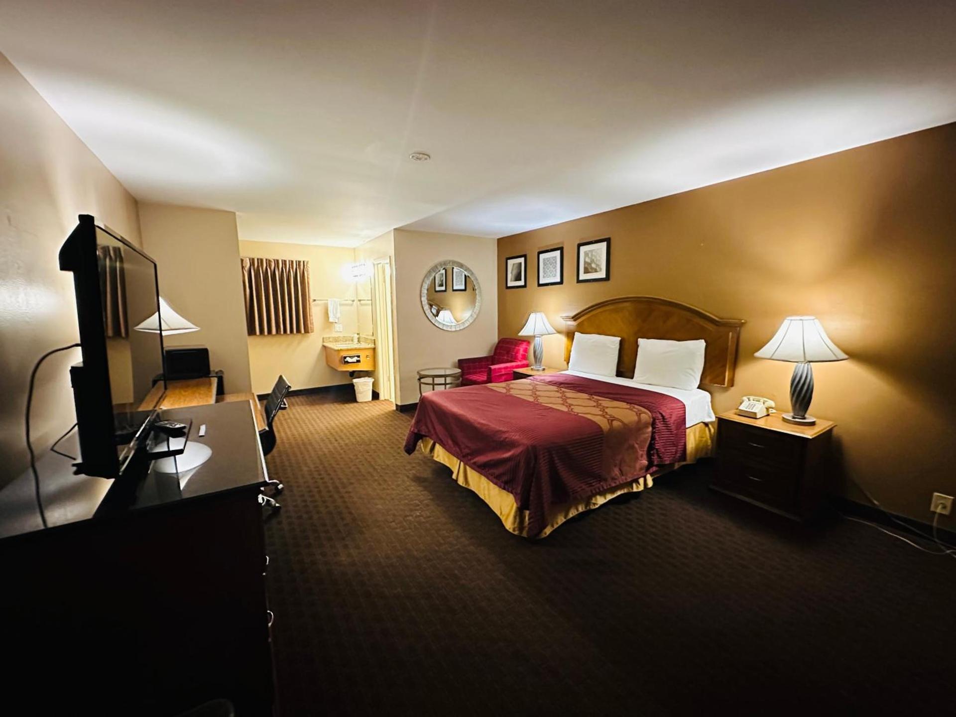 Franciscan Inn Motel photo 19