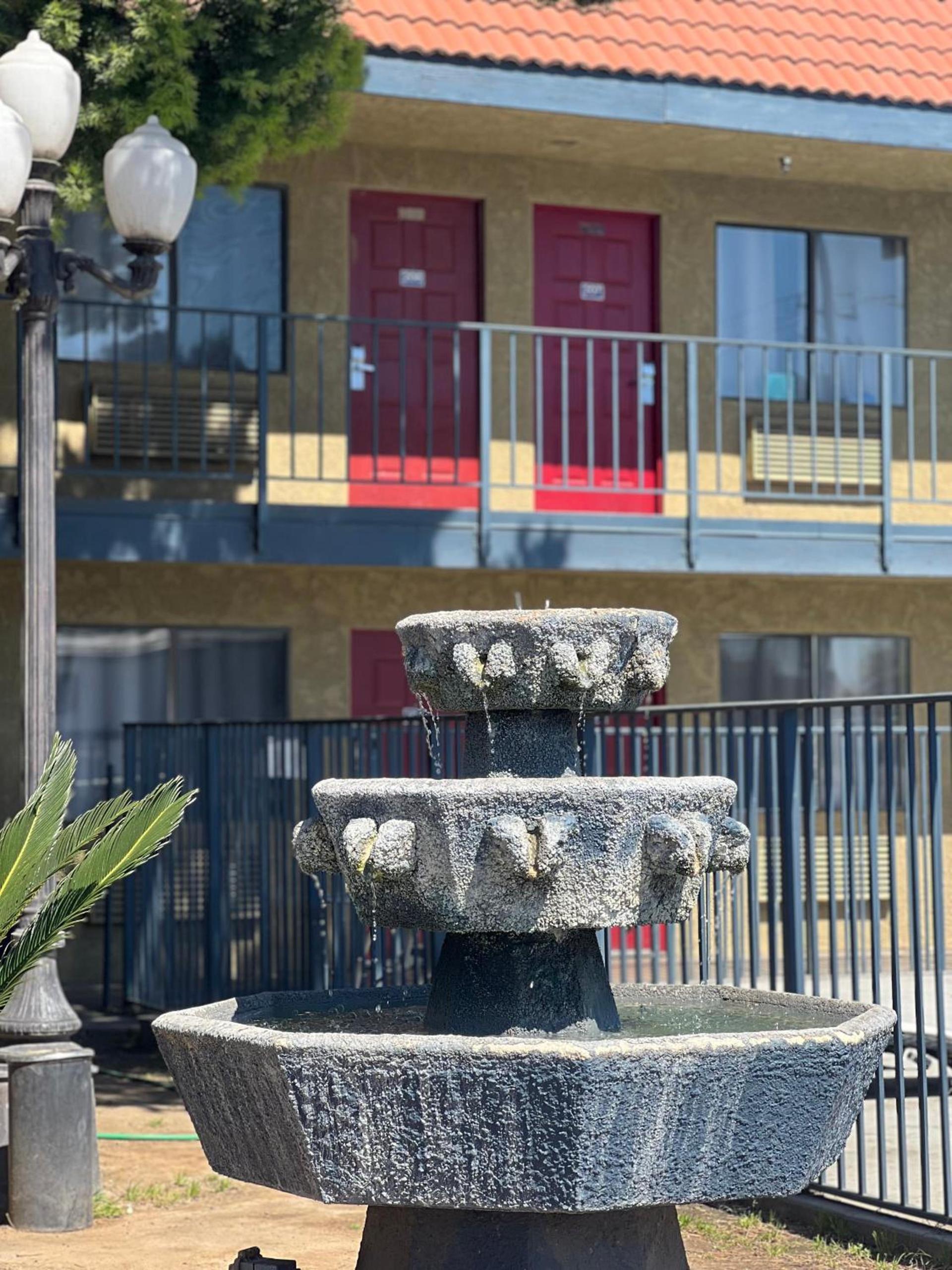 Fresno Inn photo 4