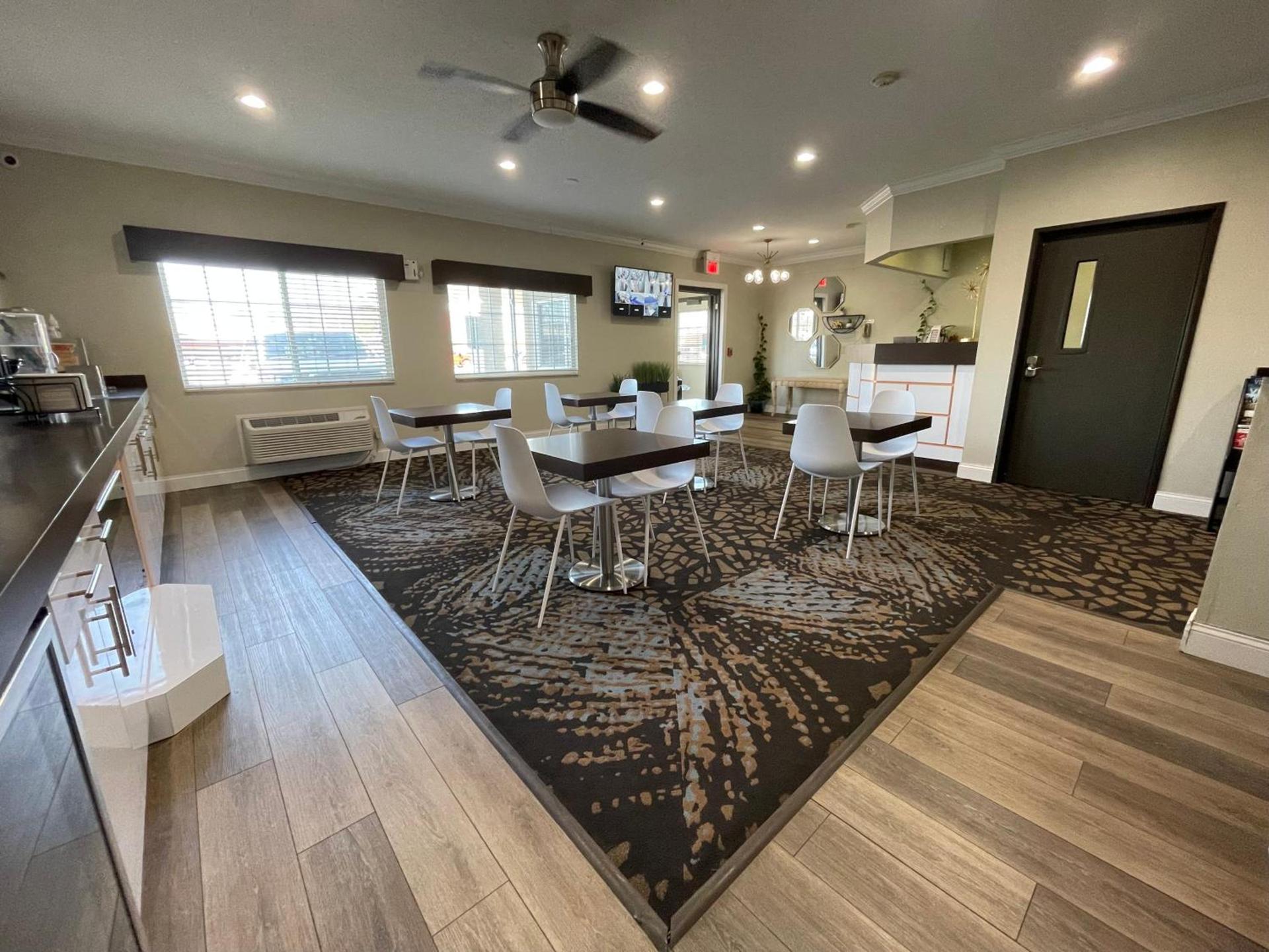 BridgePointe Advantage by BPhotels photo 10